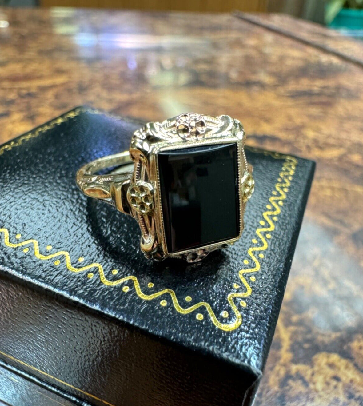 Art Deco 10K Tri Color Gold Onyx Ring