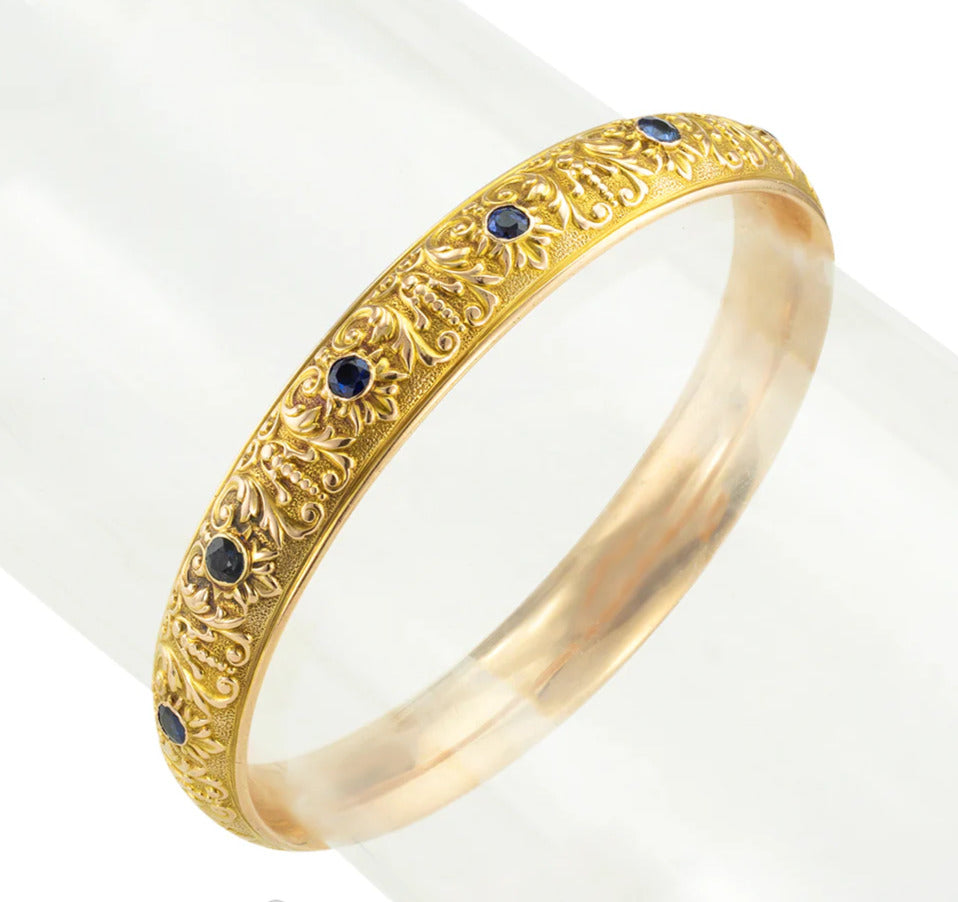 Krementz Sapphire Yellow Gold Antique Slip-On Bangle Bracelet