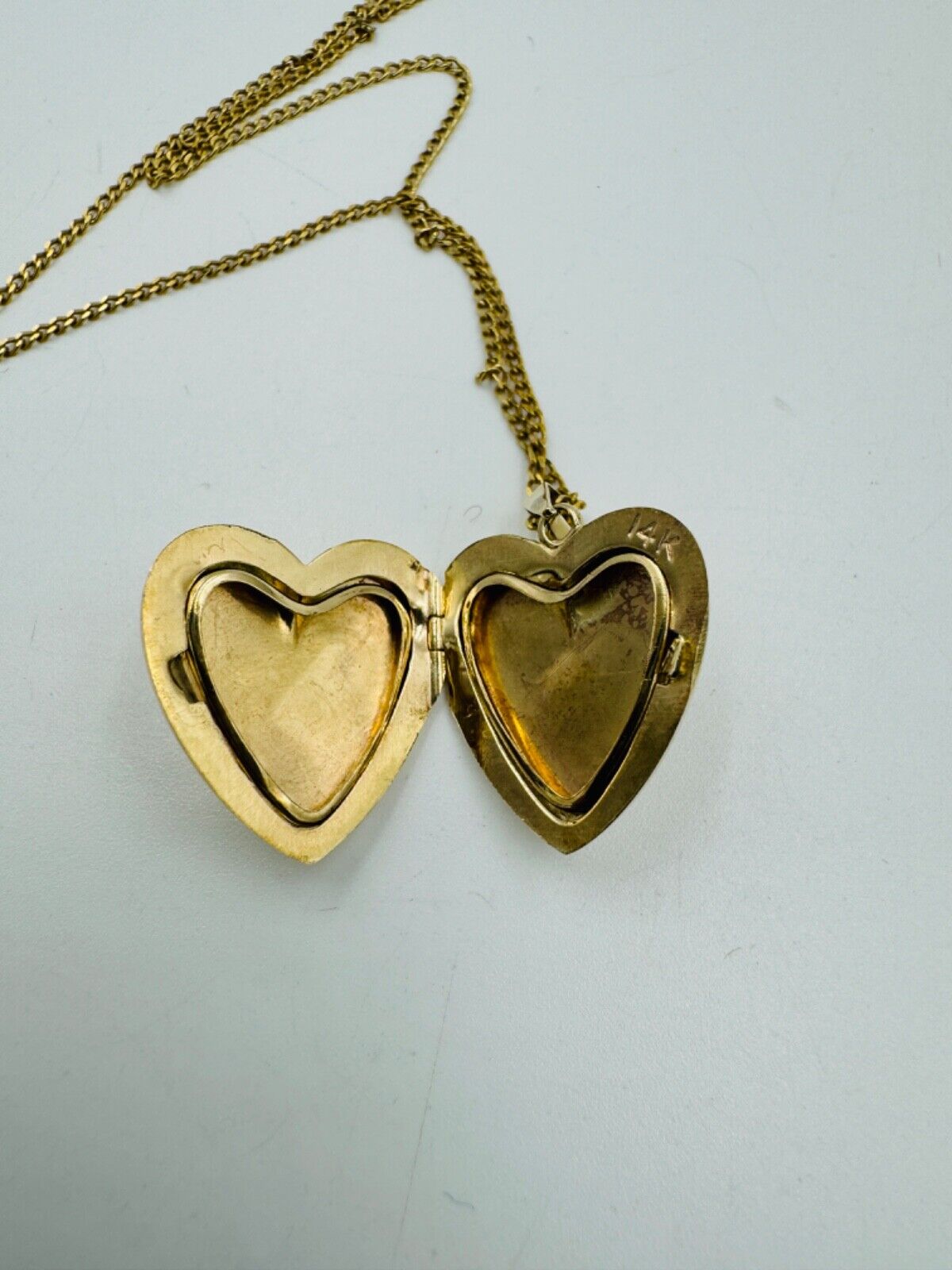 Vintage 14k Yellow Gold Heart Locket Pendant