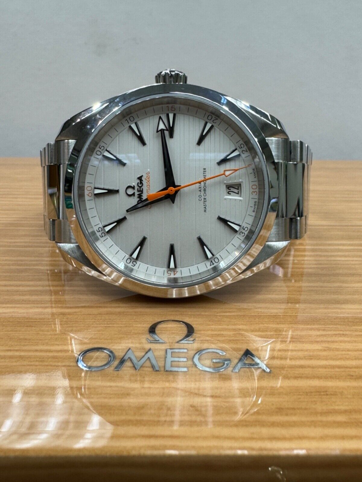 OMEGA SEAMASTER AQUA TERRA 150M CHRONOMETER 41MM MEN'S WATCH 220.10.41.21.02.001