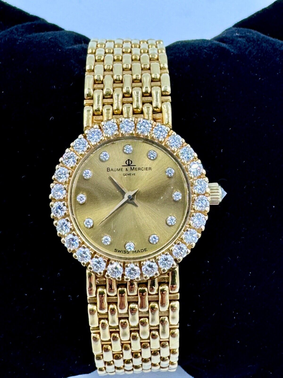 Baume & Mercier 18K Yellow Gold Diamond Wristwatch Lady's