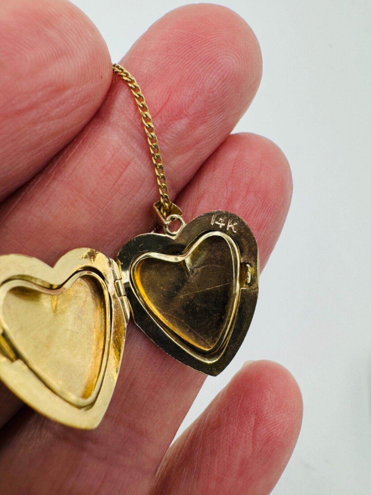 Vintage 14k Yellow Gold Heart Locket Pendant