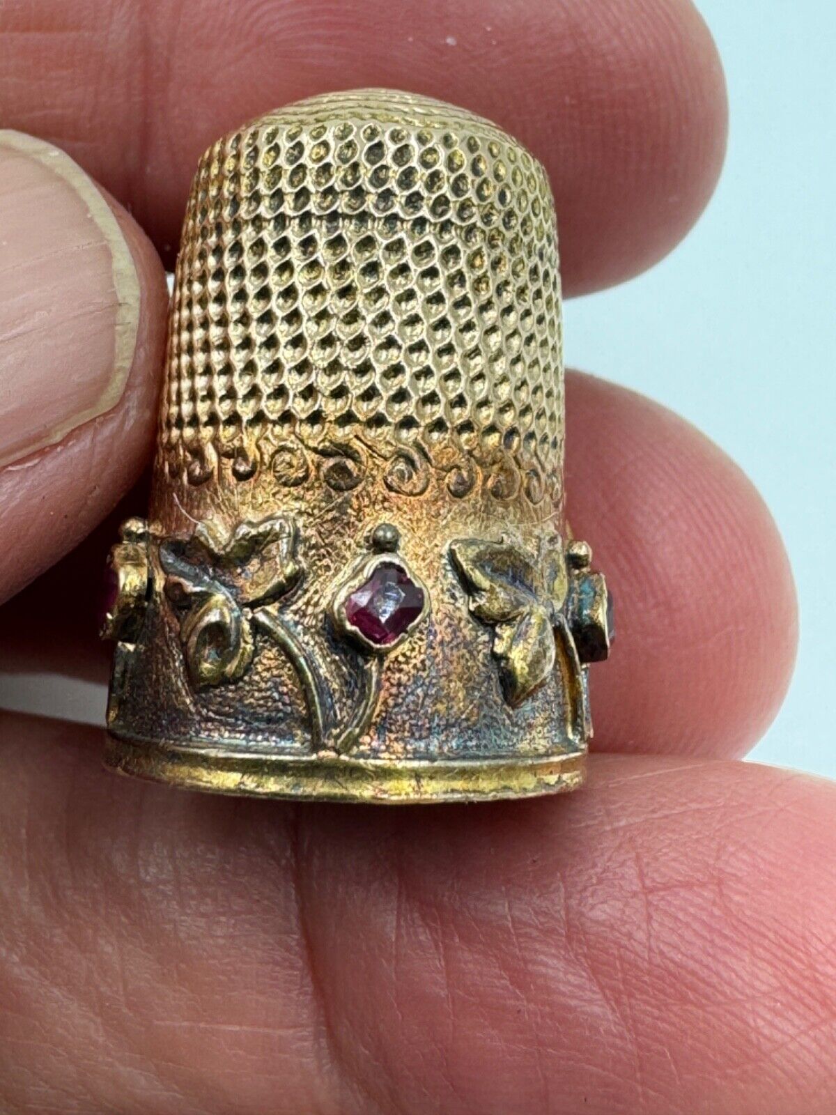 Antique 14k Yellow Gold Jeweled Thimble