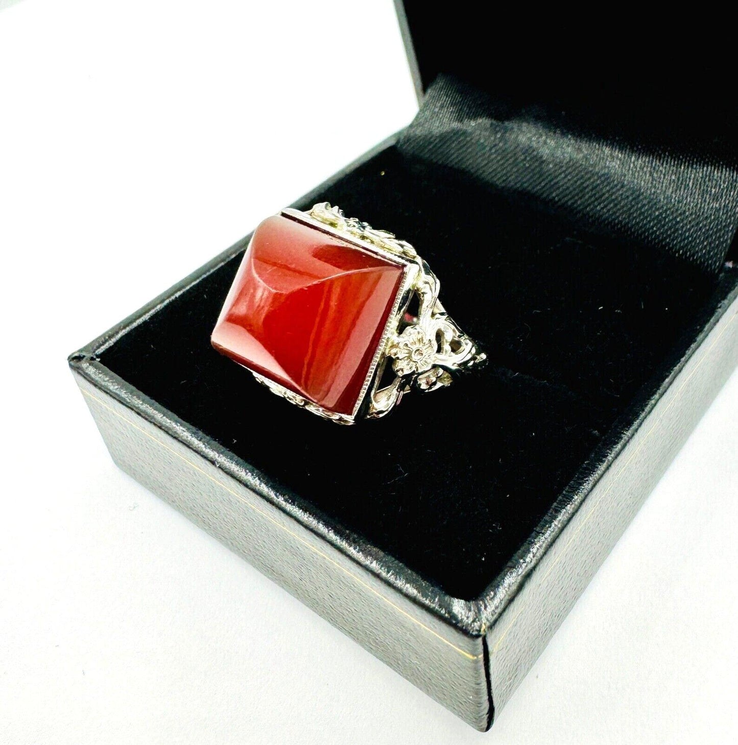 Art Deco 14K White Gold Carnelian Sugar Loaf Stone Ring