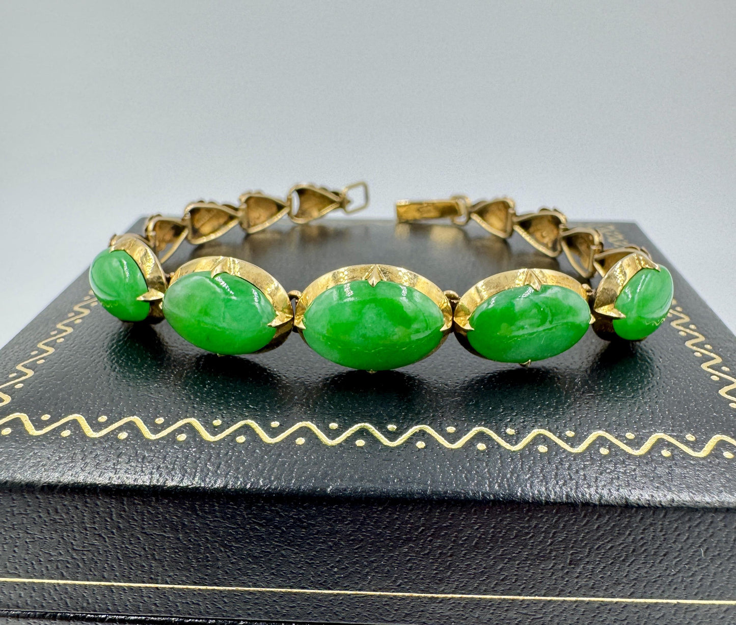 Art Deco 14k Gold Untreated Green Jade Bracelet 6"