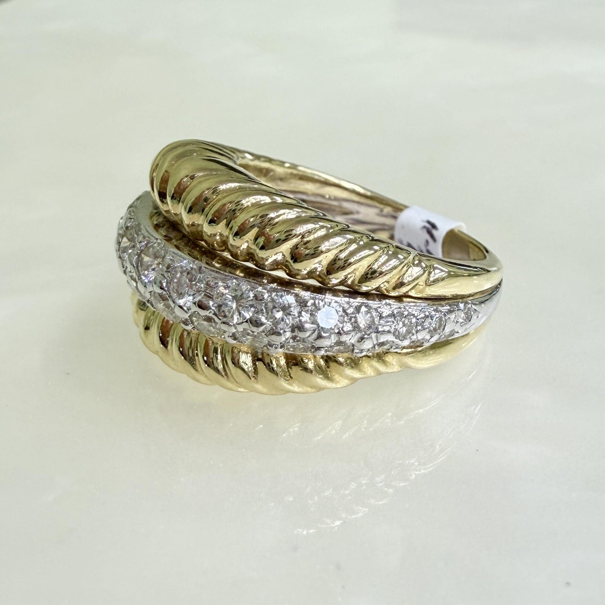 1980's Two Tone Ribbed Diamond Ring 18k
