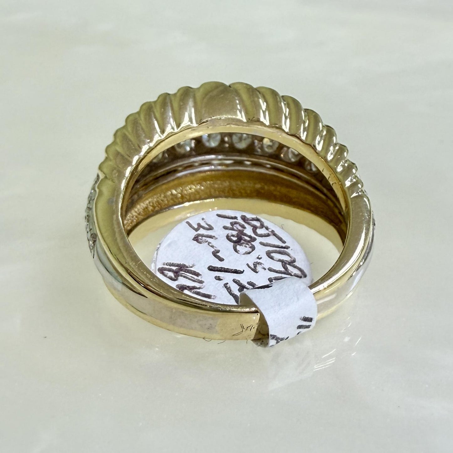 1980's Two Tone Ribbed Diamond Ring 18k