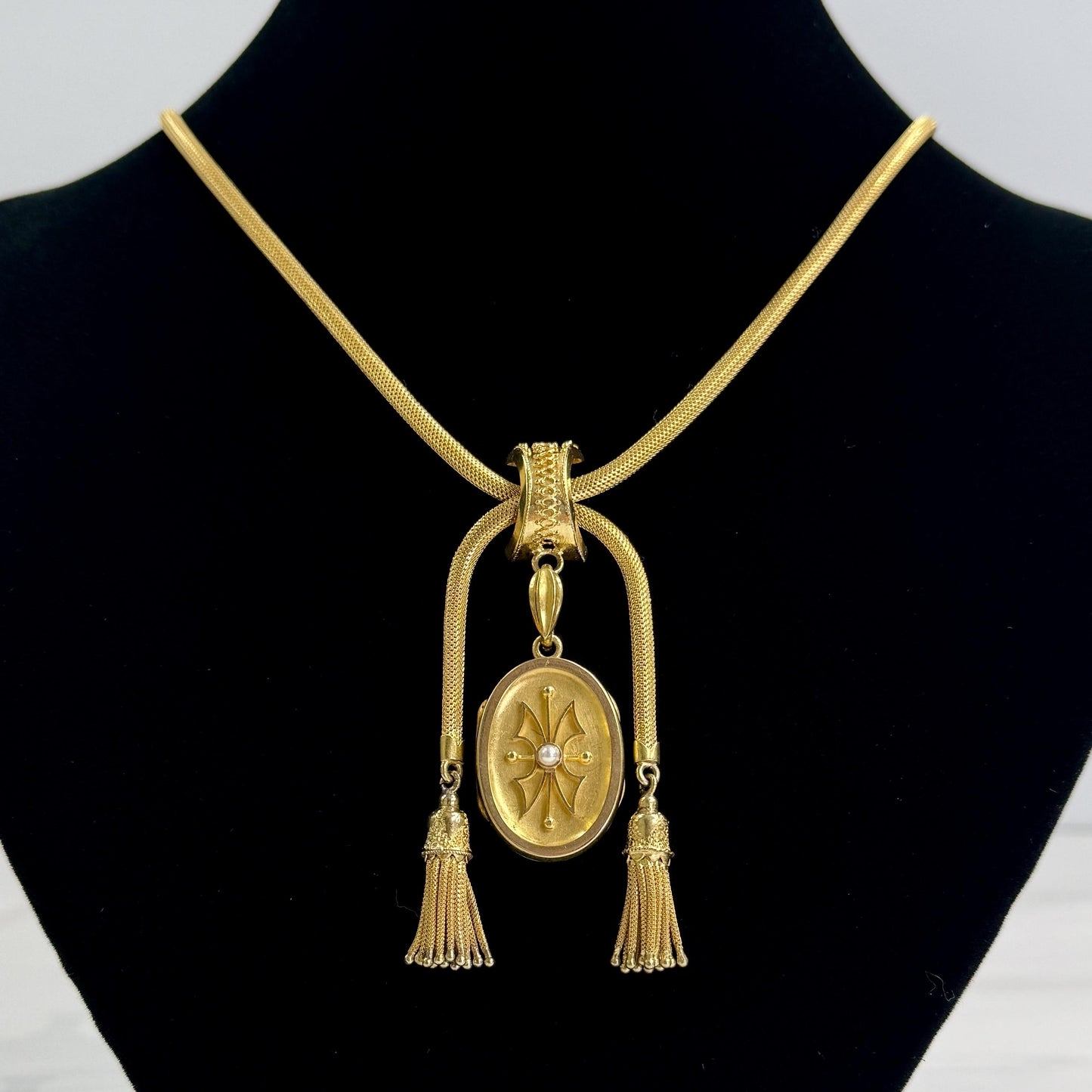 1870's Victorian Locket and Necklace 14k