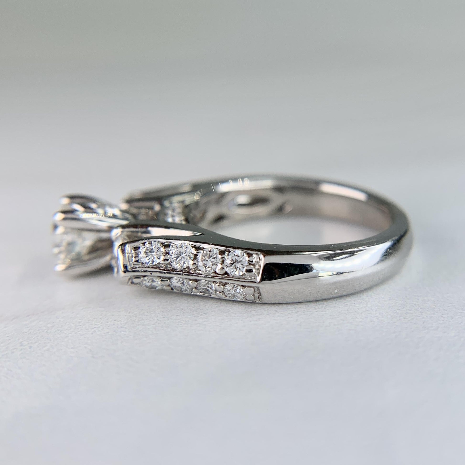 Robbins Brothers Diamond Engagement Ring 14k