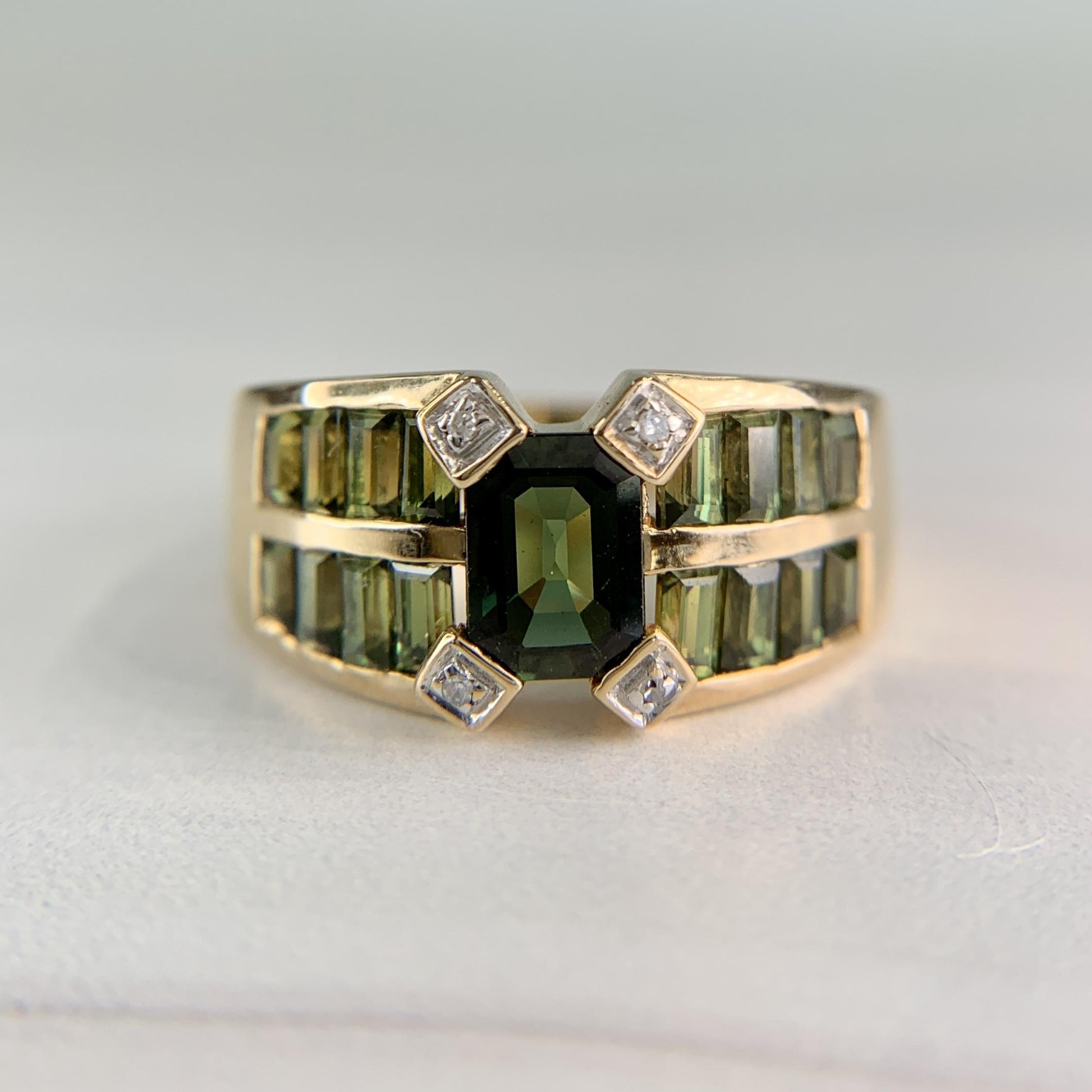 Green Tourmaline and Diamond Ring 14k