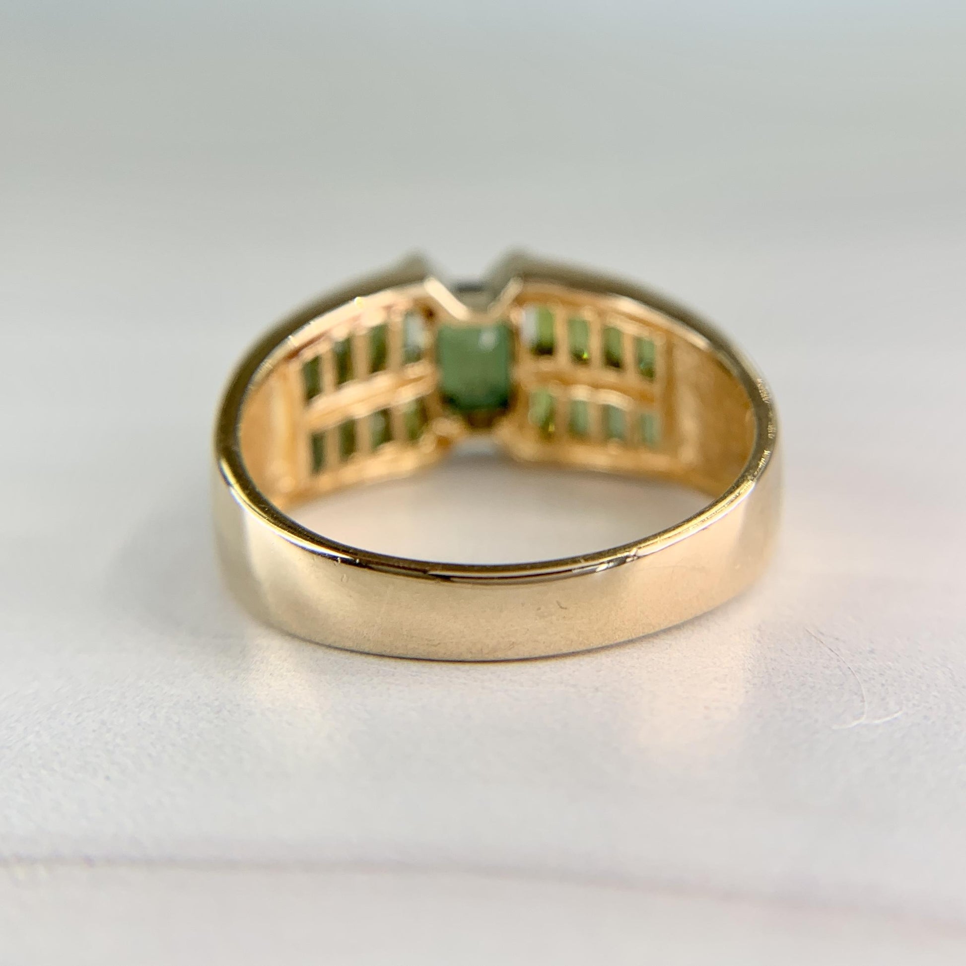 Green Tourmaline and Diamond Ring 14k