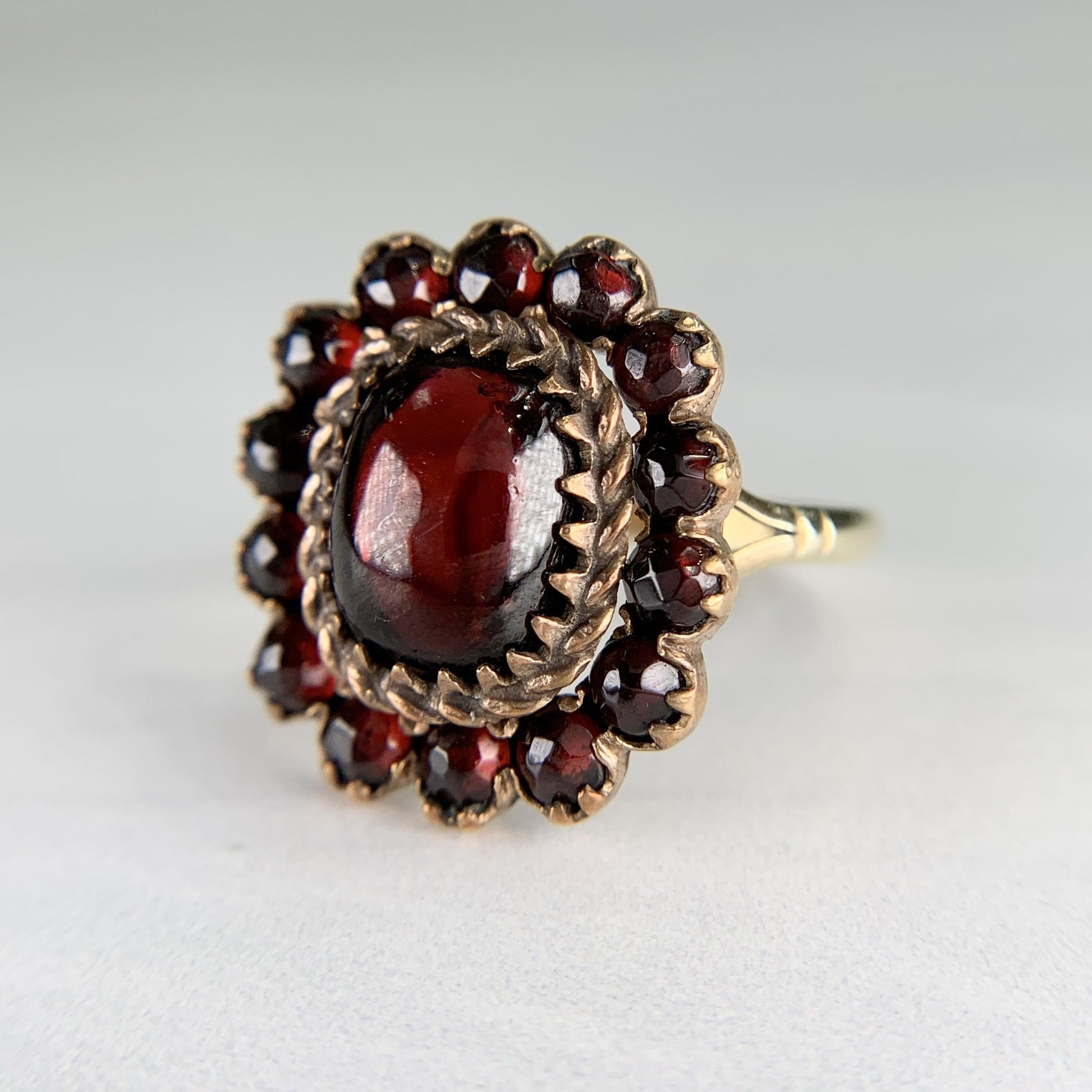 Antique Garnet Cabochon Ring 14k/Silver