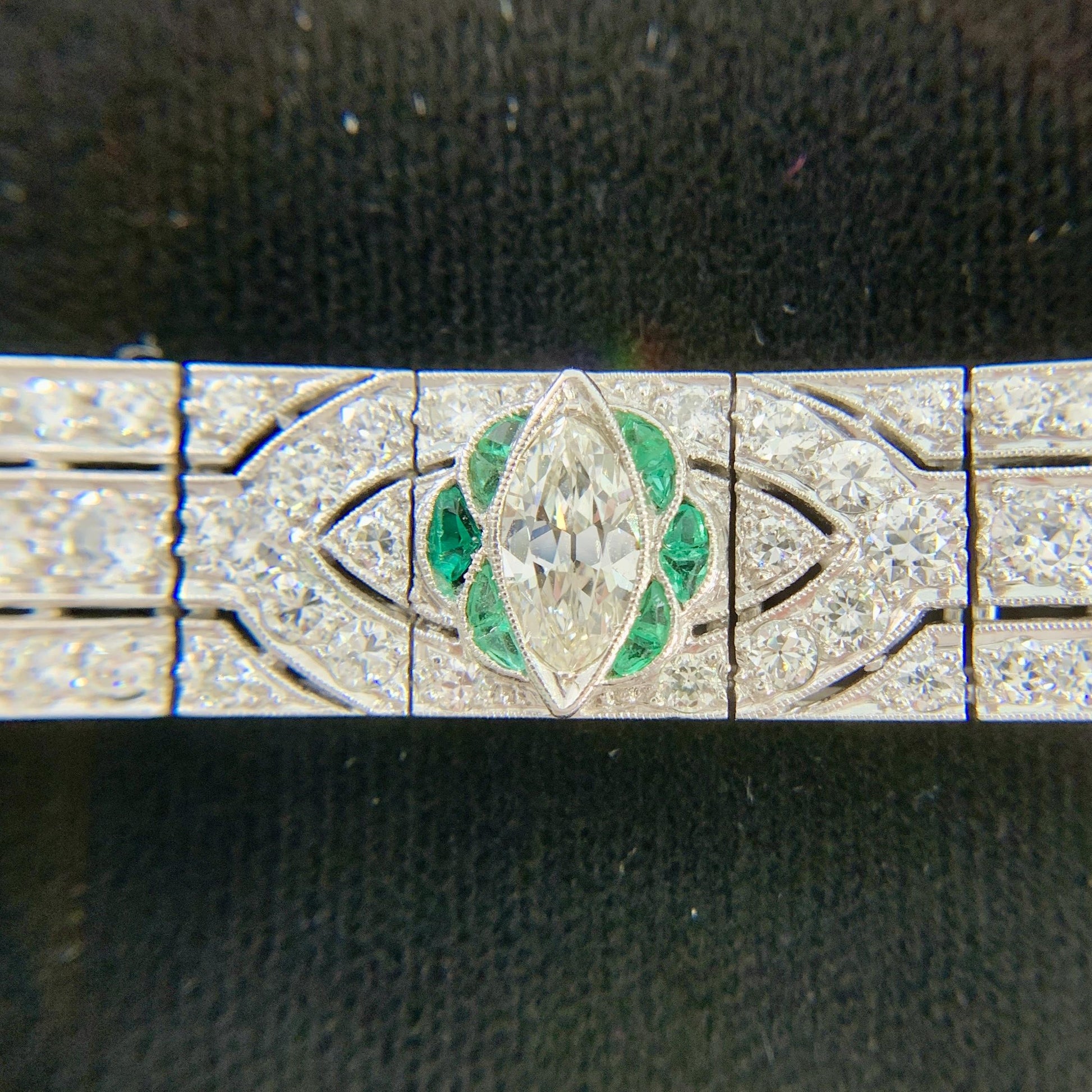 1920's Art Deco Old Cut Diamond and Emerald Bracelet Platinum