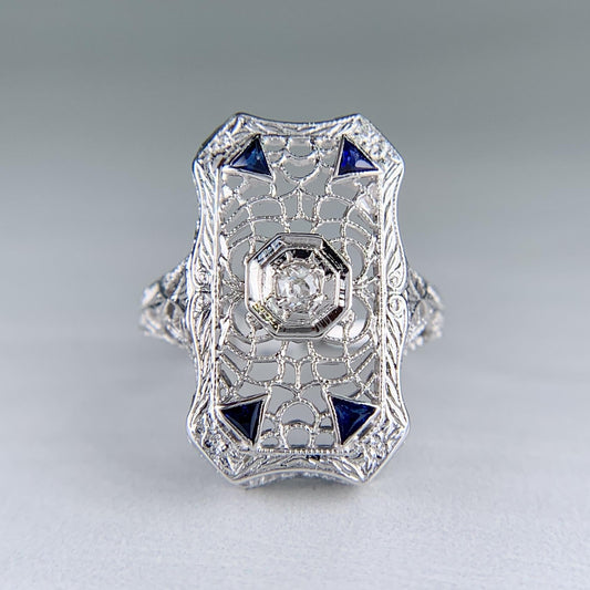 1930's Art Deco Old Mine Cut Diamond Filigree Panel Ring 18k