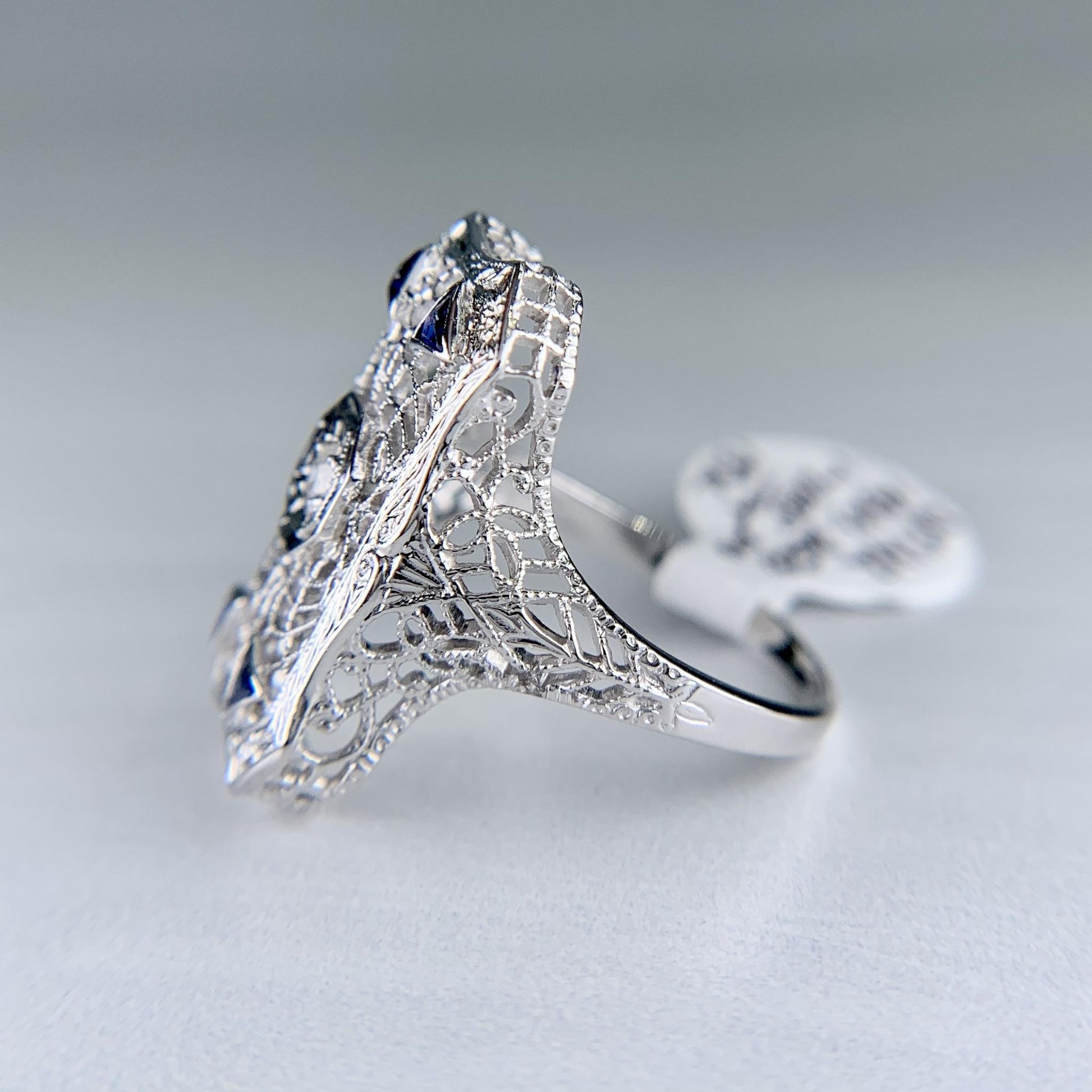 1930's Art Deco Old Mine Cut Diamond Filigree Panel Ring 18k