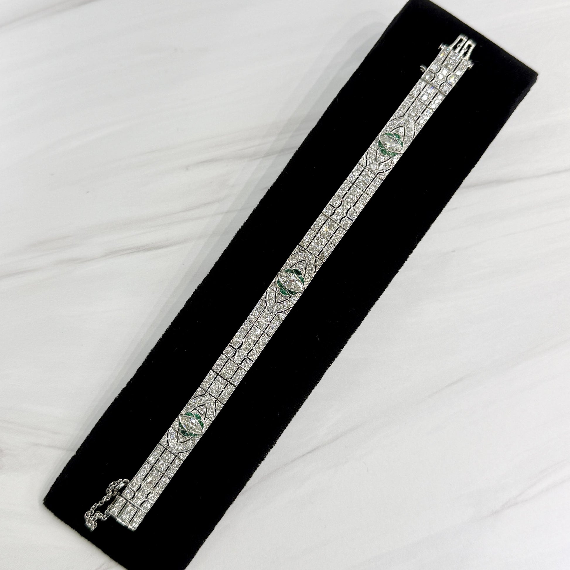 1920's Art Deco Old Cut Diamond and Emerald Bracelet Platinum