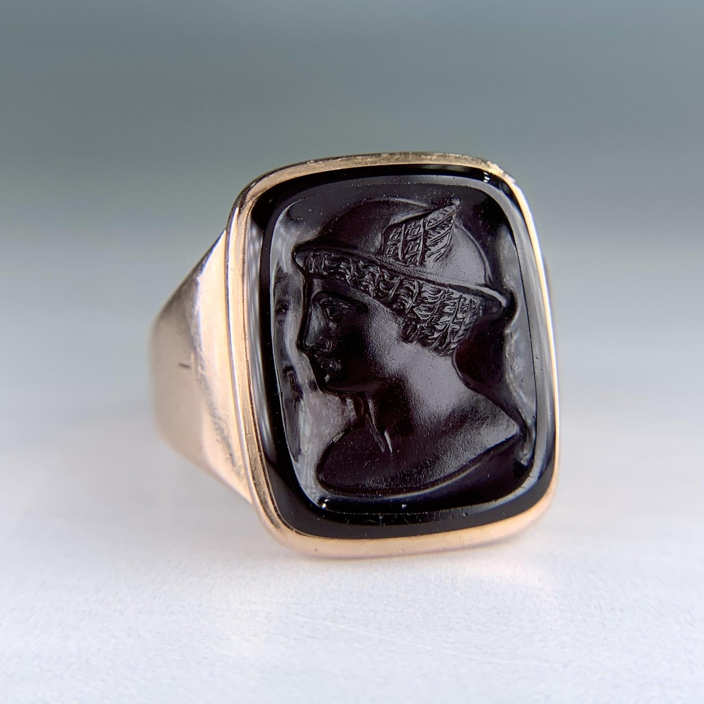 Antique 1888 Sardonyx Intaglio Ring 14k Yellow Gold