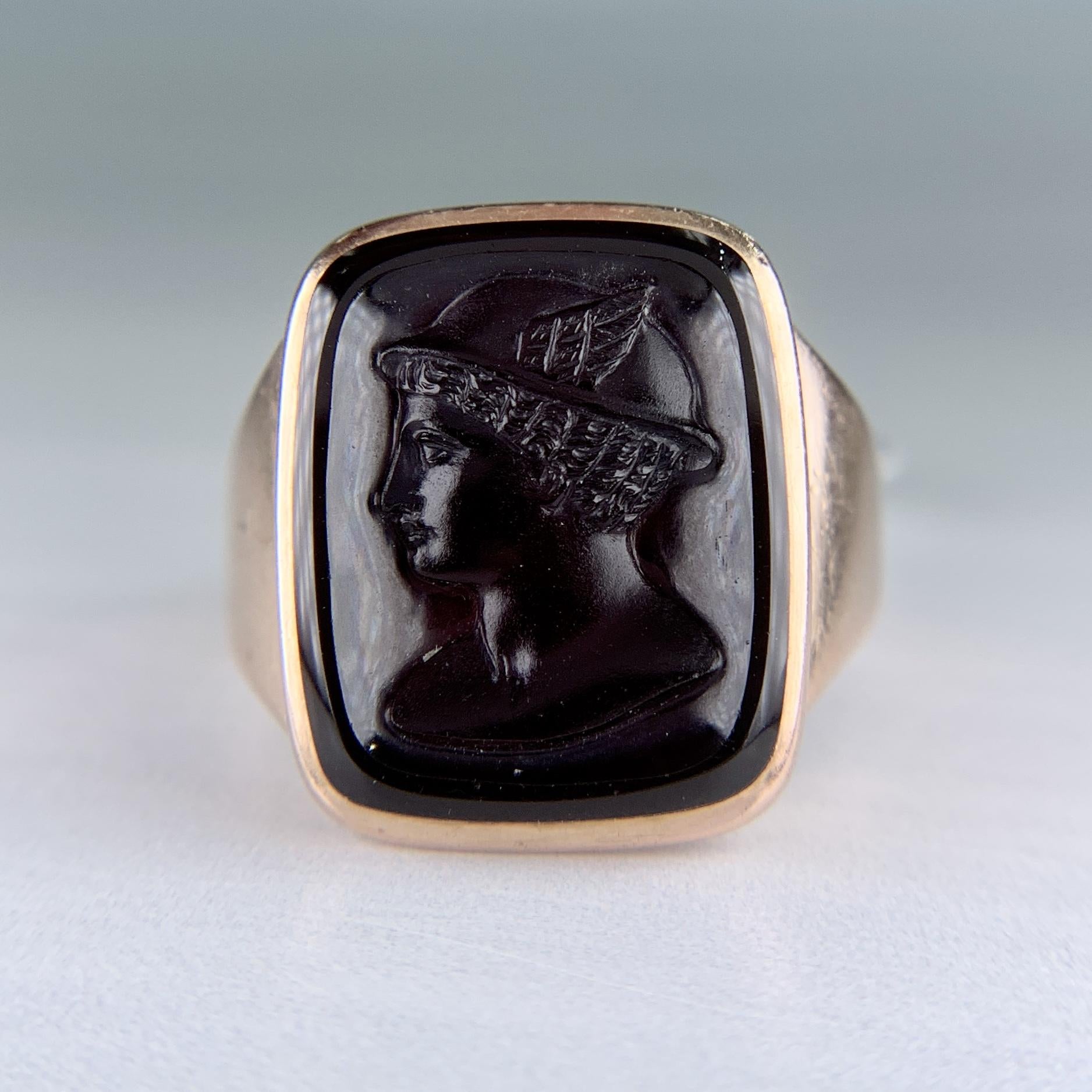 Antique 1888 Sardonyx Intaglio Ring 14k Yellow Gold