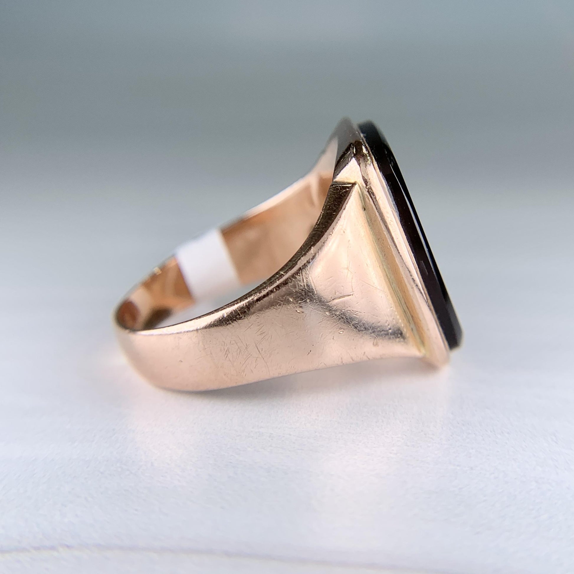 Antique 1888 Sardonyx Intaglio Ring 14k Yellow Gold