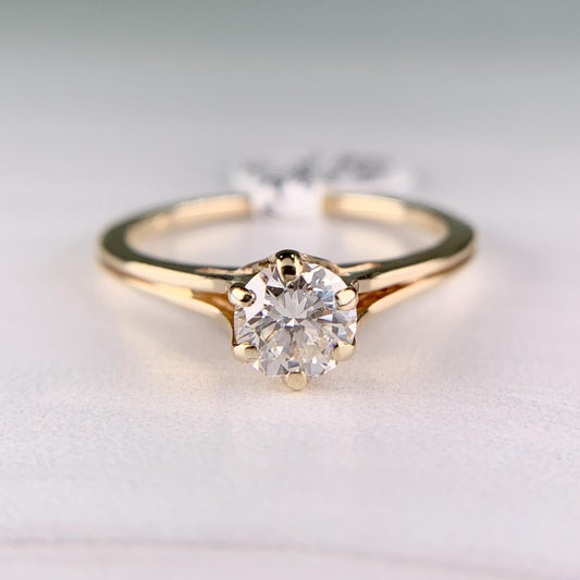 Vintage 1980's .60 Carat Solitaire Diamond Engagement Ring 18k Yellow Gold