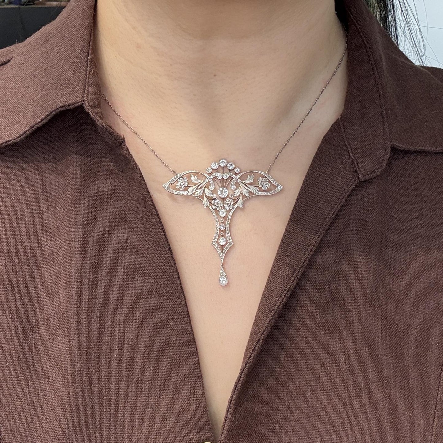 Circa 1910's Antique Edwardian Lavalier Necklace Platinum