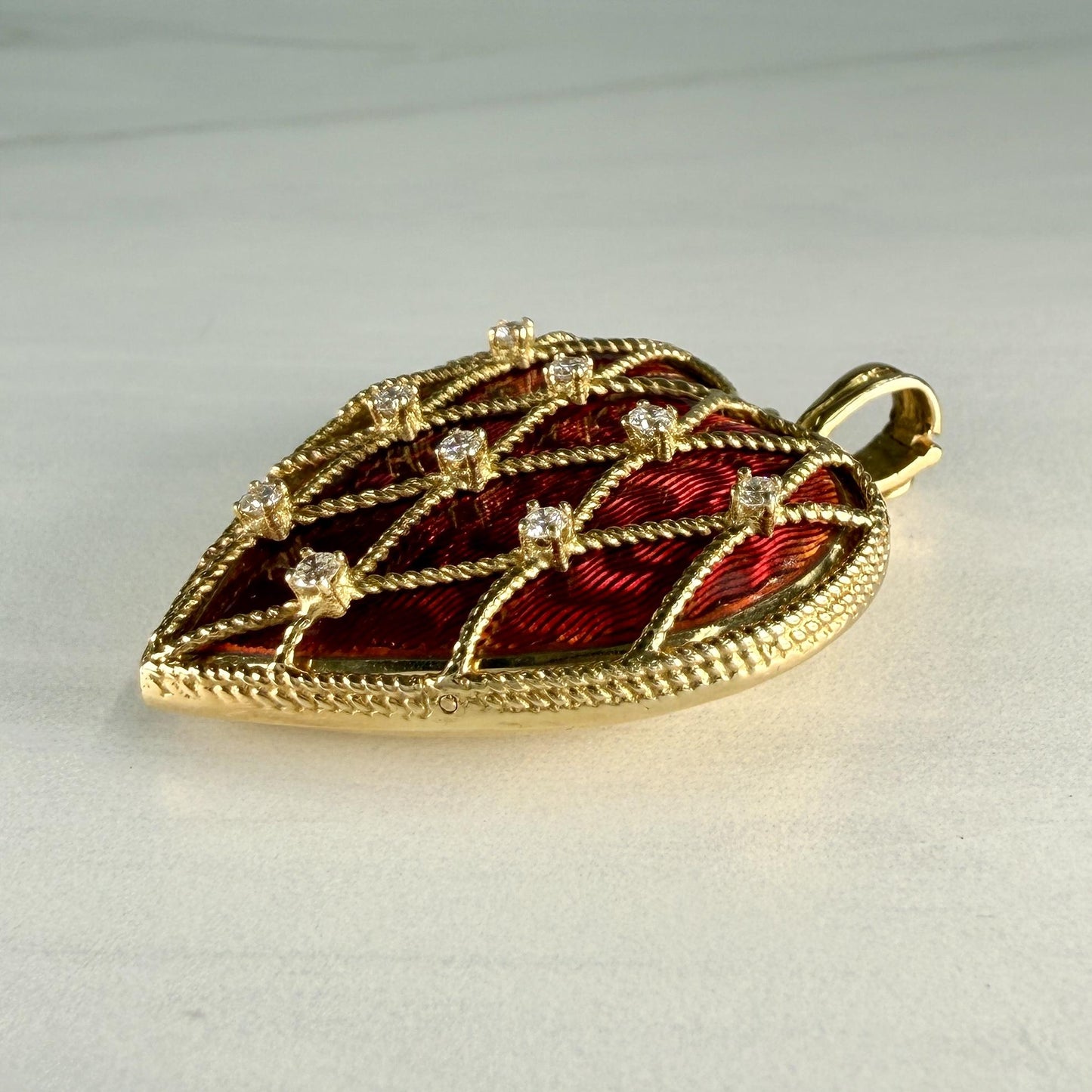 Vintage Red Guilloché Enamel Diamond Locket 18k Yellow Gold