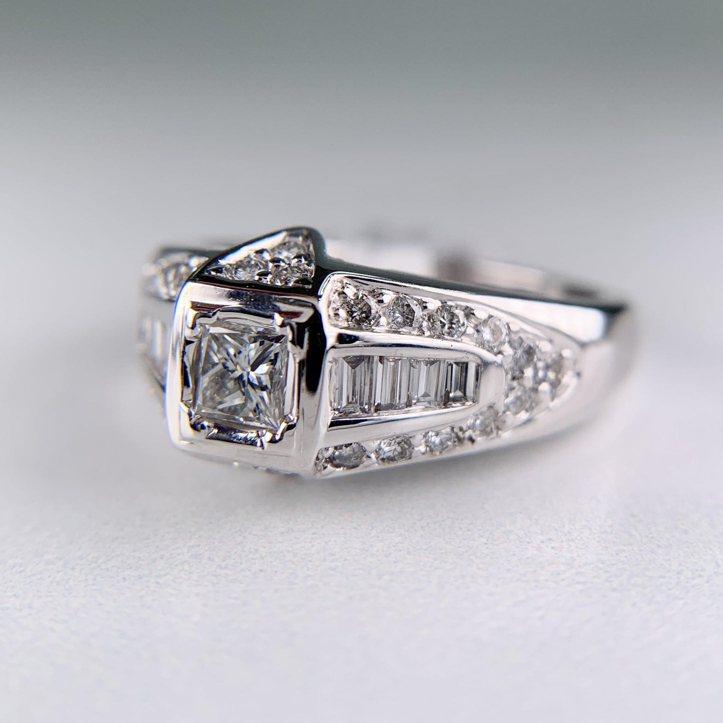 Estate Kate McCullar Diamond Engagement Ring 14k White Gold
