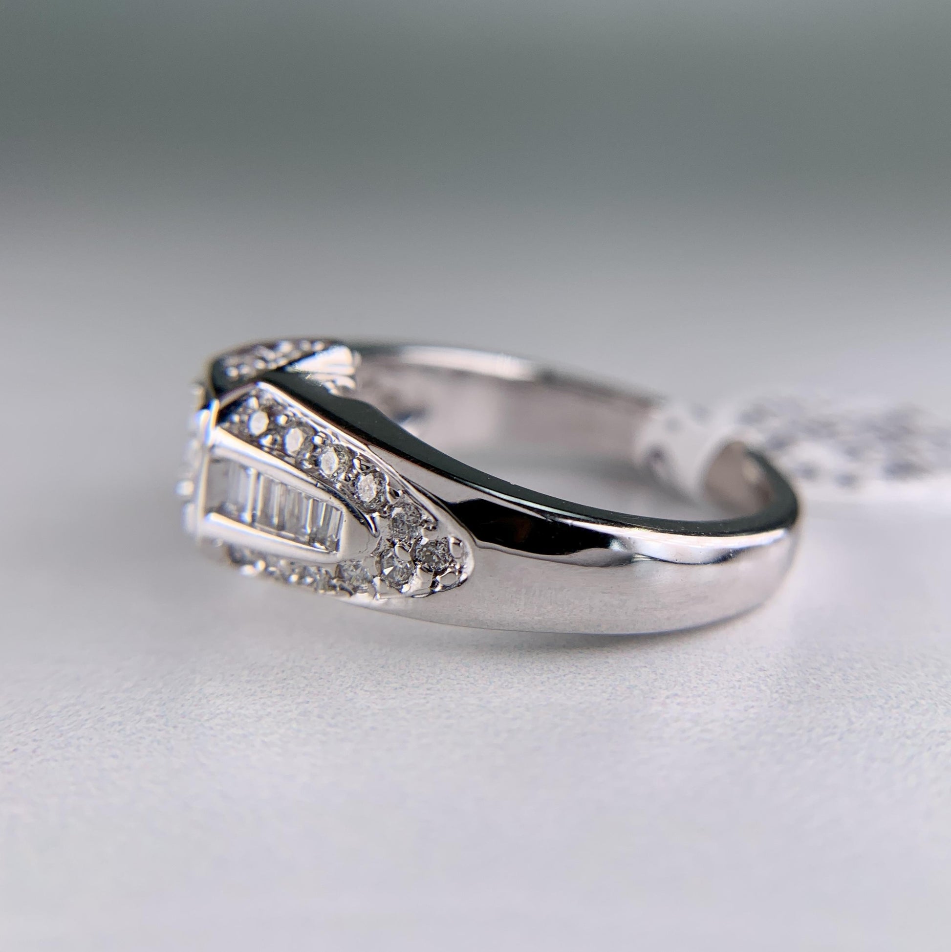 Estate Kate McCullar Diamond Engagement Ring 14k White Gold