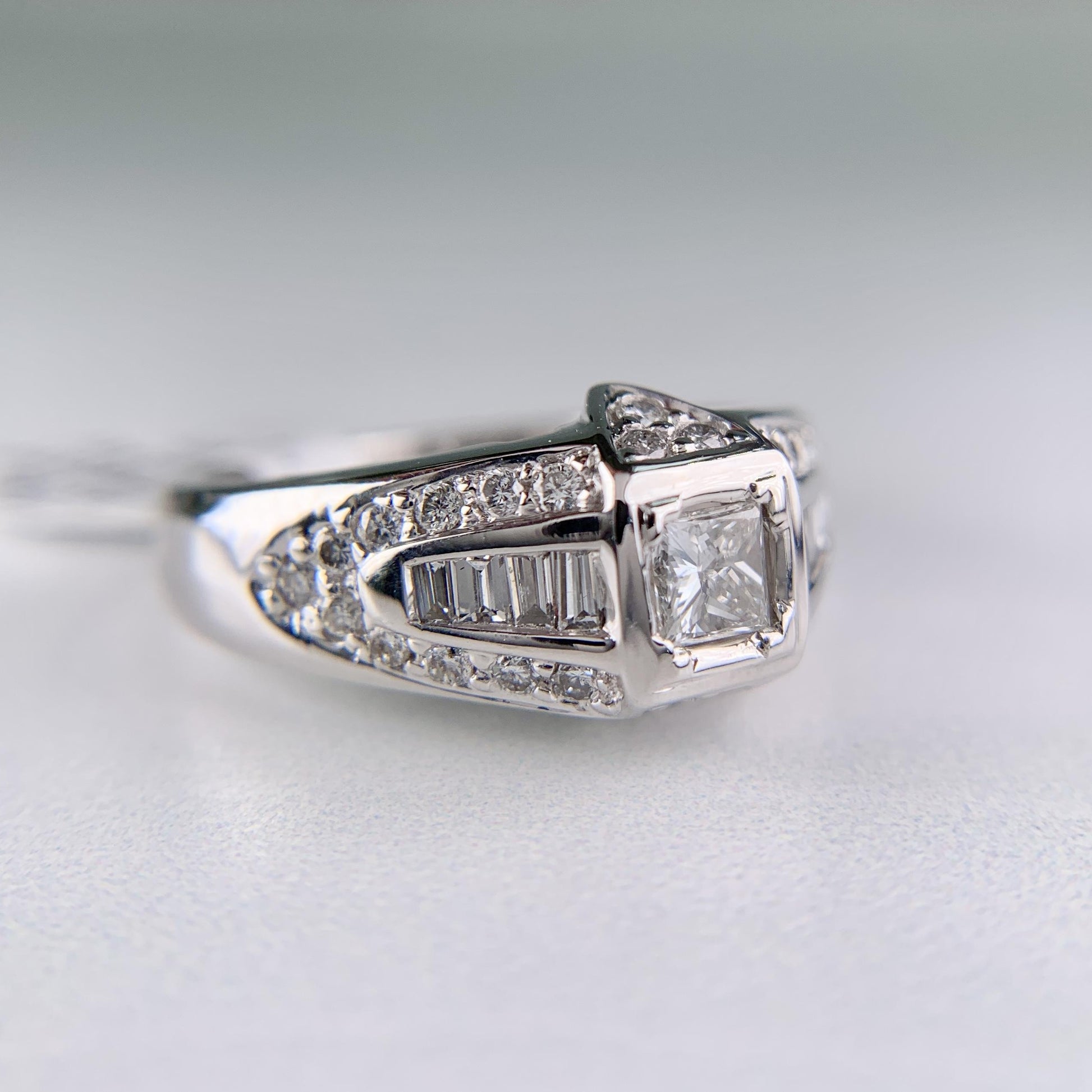 Estate Kate McCullar Diamond Engagement Ring 14k White Gold