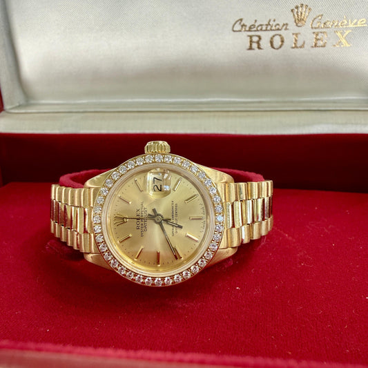 Vintage 1982 Ladies Datejust Rolex with Diamond Bezel 18k Complete 6917