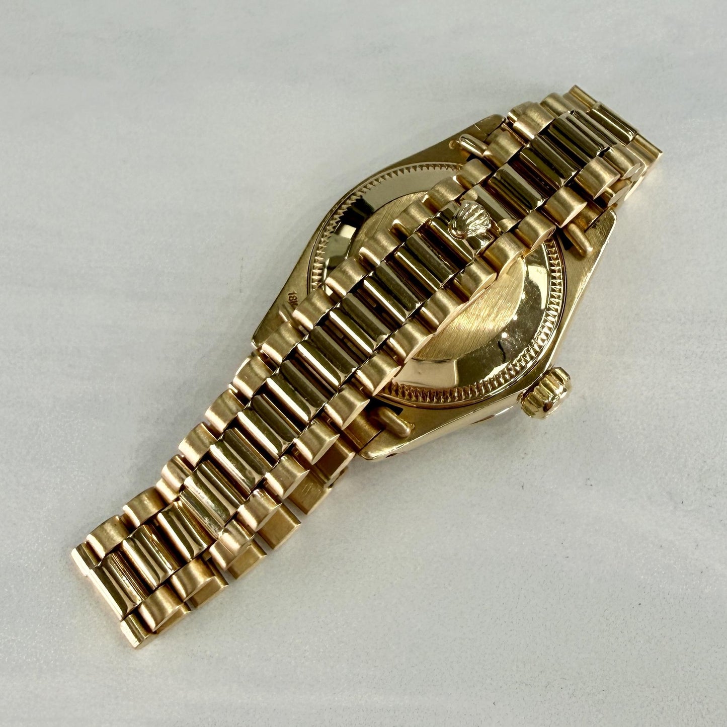 Vintage 1982 Ladies Datejust Rolex with Diamond Bezel 18k Complete 6917