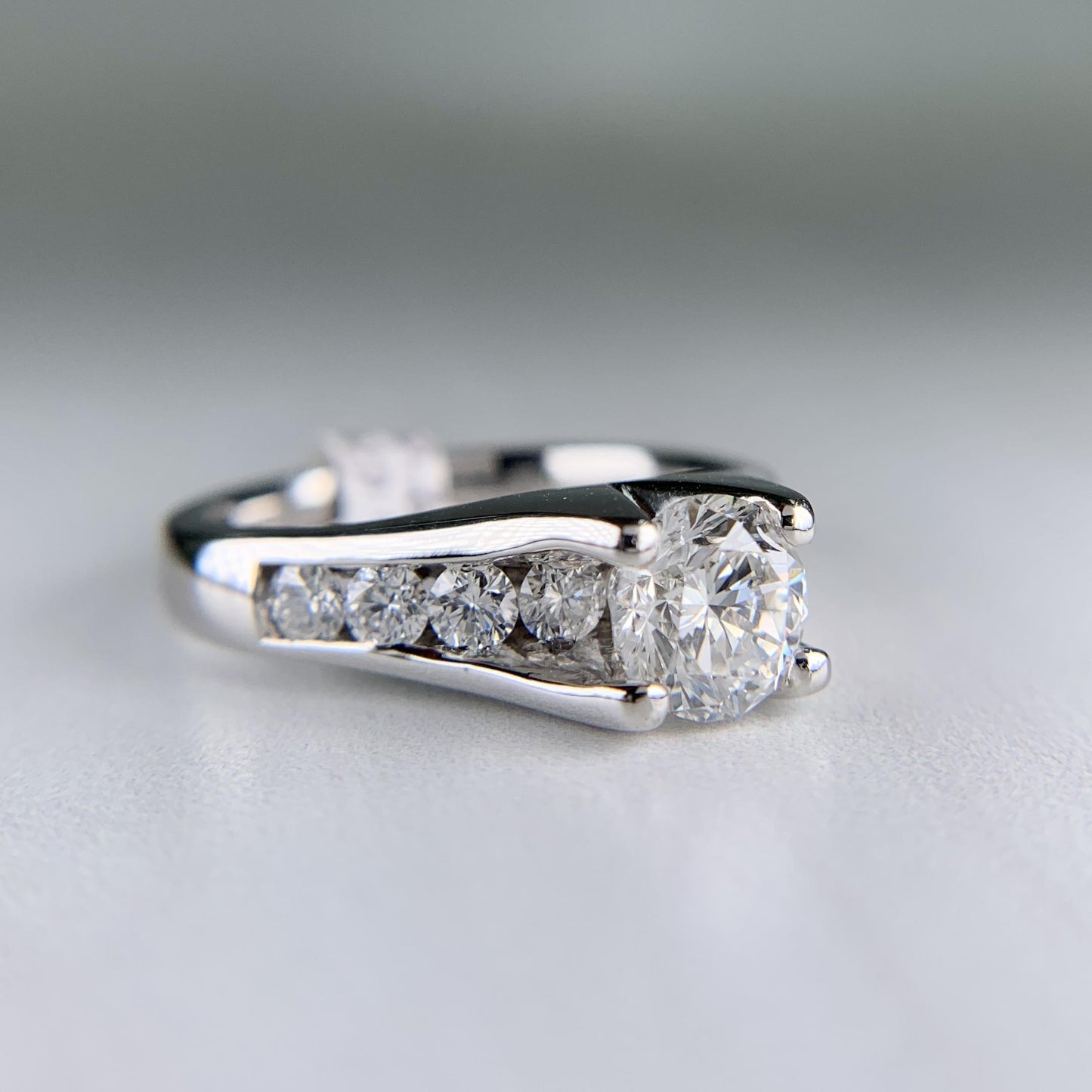 1.5ctw Platinum Diamond Engagement Ring