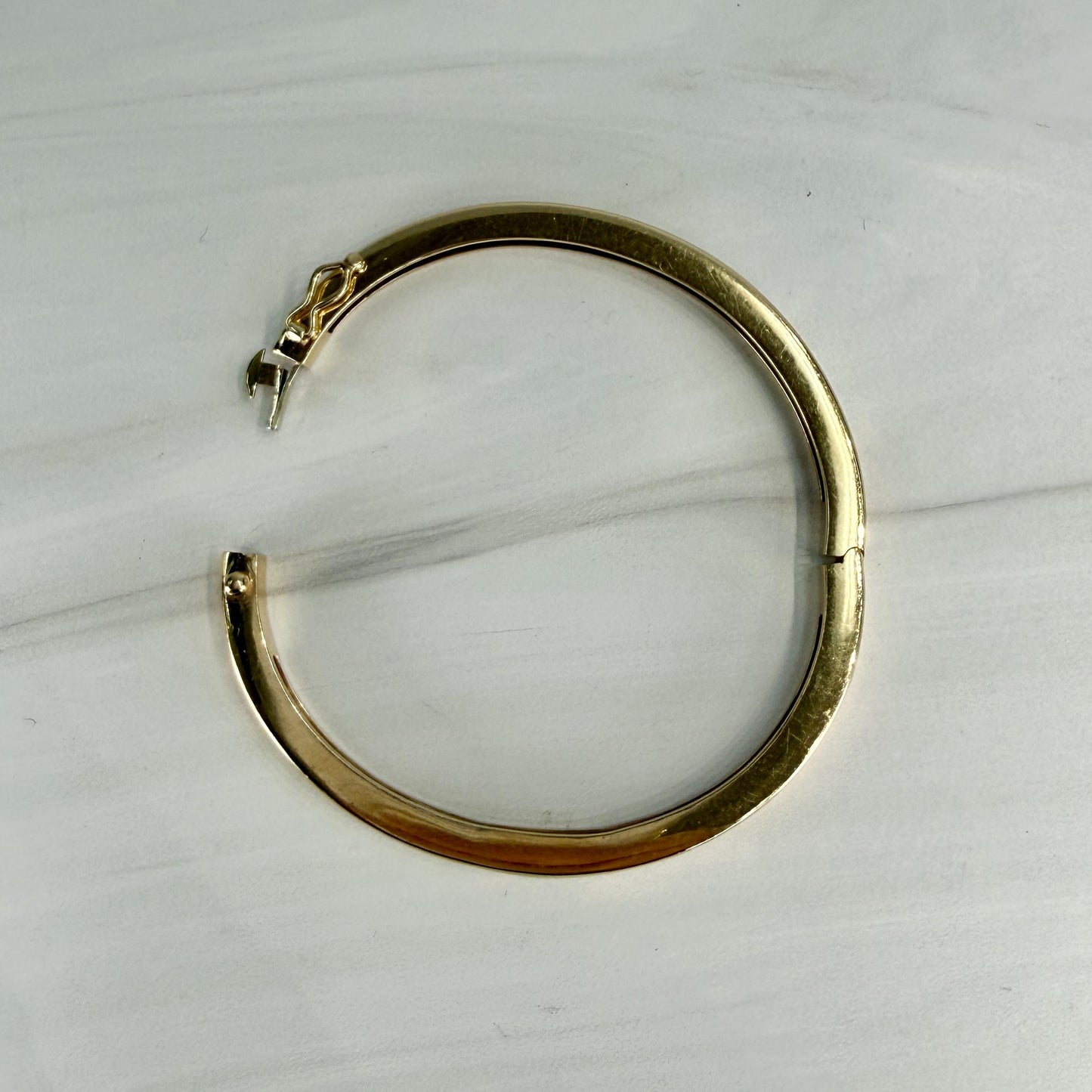 1970's Vintage Handmade Bangle Bracelet 14k Yellow Gold