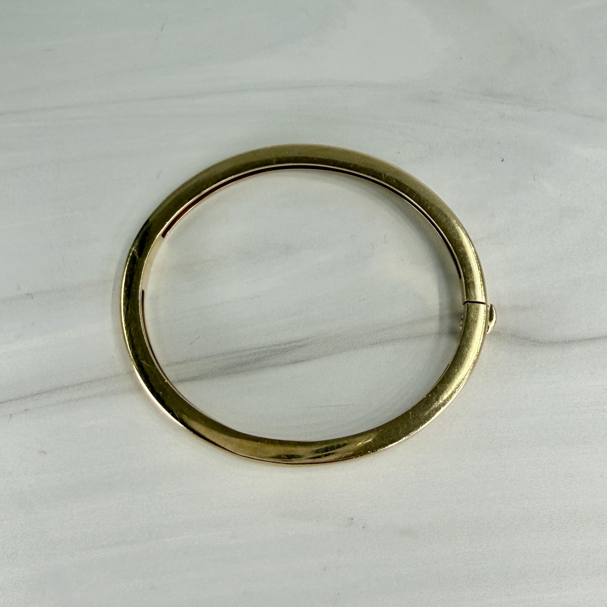 1970's Vintage Handmade Bangle Bracelet 14k Yellow Gold