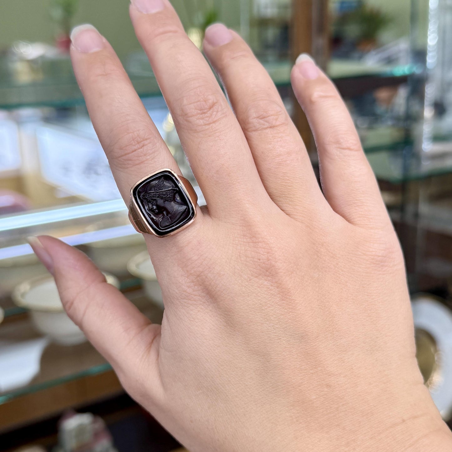 Antique 1888 Sardonyx Intaglio Ring 14k Yellow Gold
