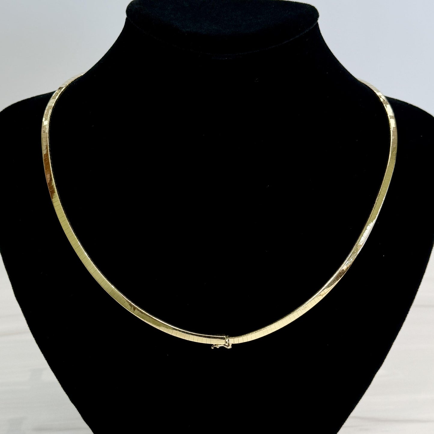 4mm Omega Chain Necklace 14k Yellow Gold