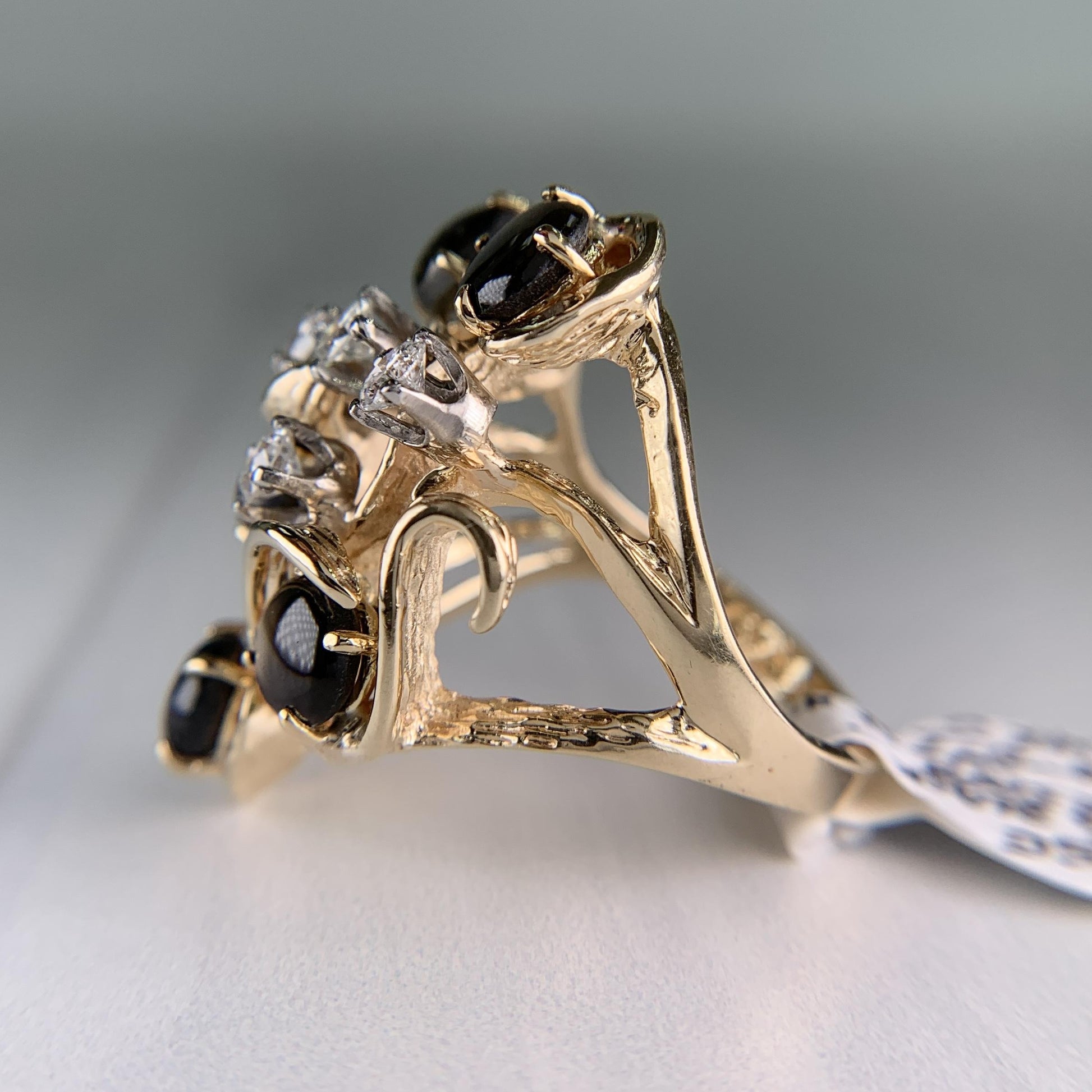 Vintage 1970's Black Star Sapphire and Diamond Ring 14k Yellow Gold