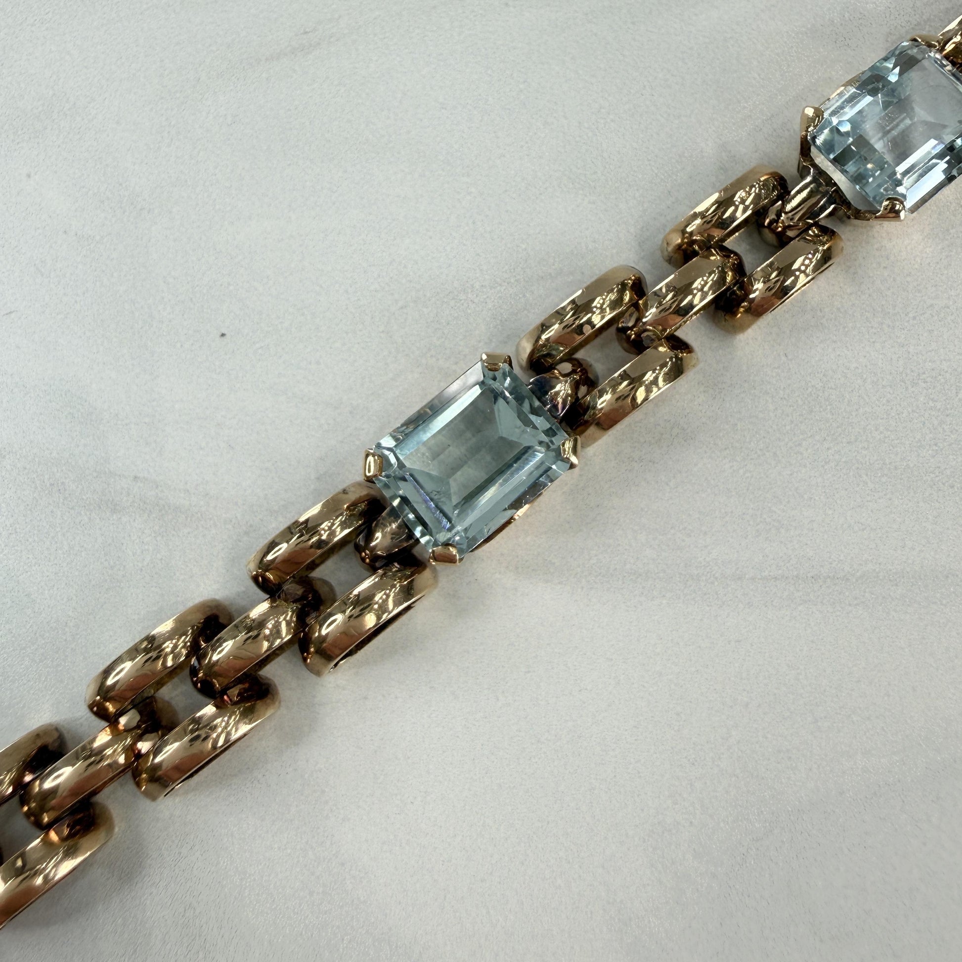 1940's Aquamarine Panther Link Bracelet 18k Rose Gold