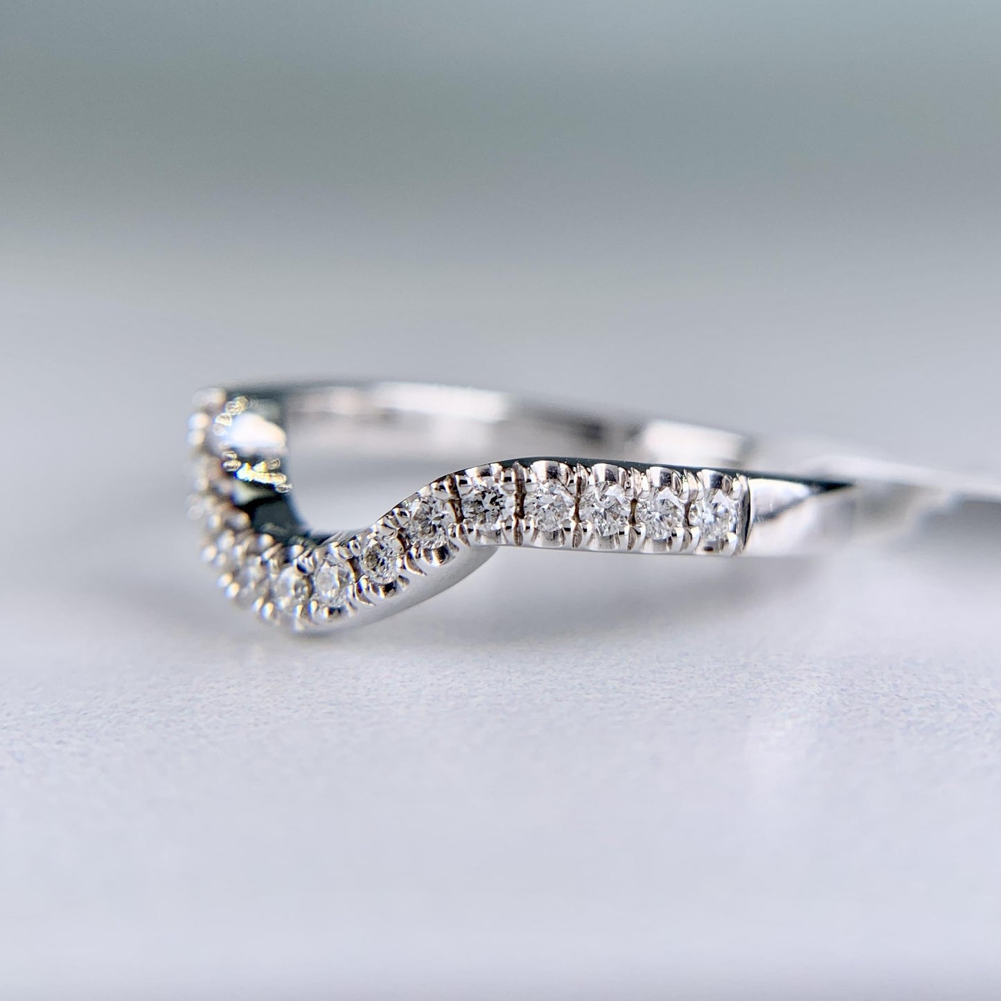 Curved Diamond Band Ring 14k White Gold
