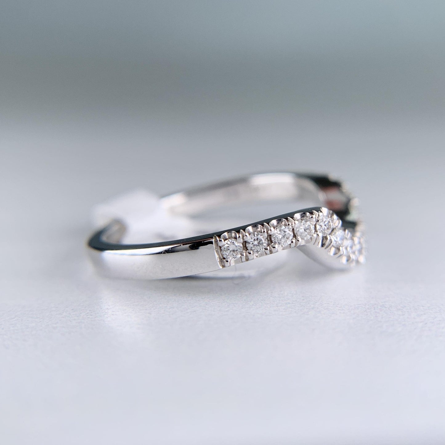 Curved Diamond Band Ring 14k White Gold