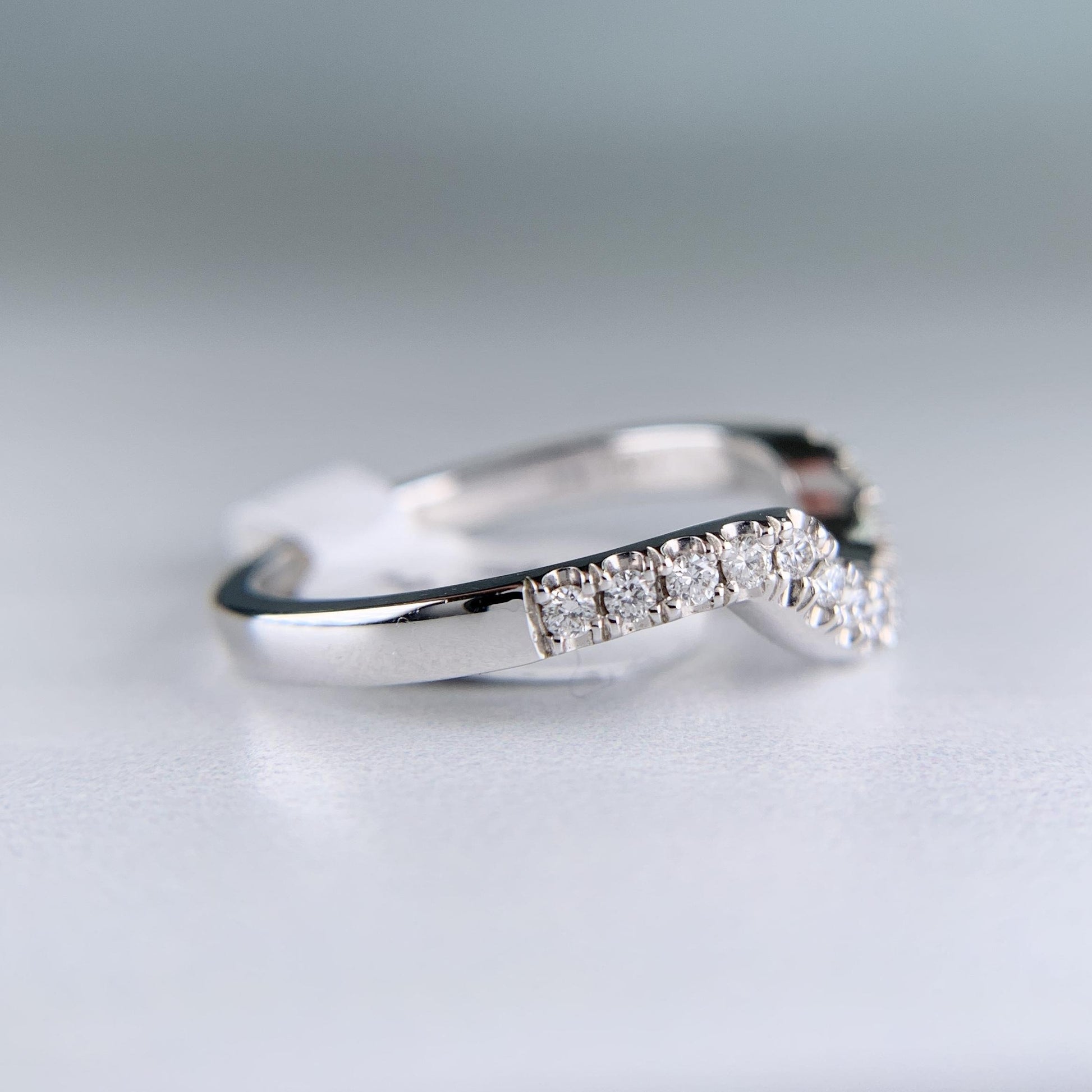 Curved Diamond Band Ring 14k White Gold