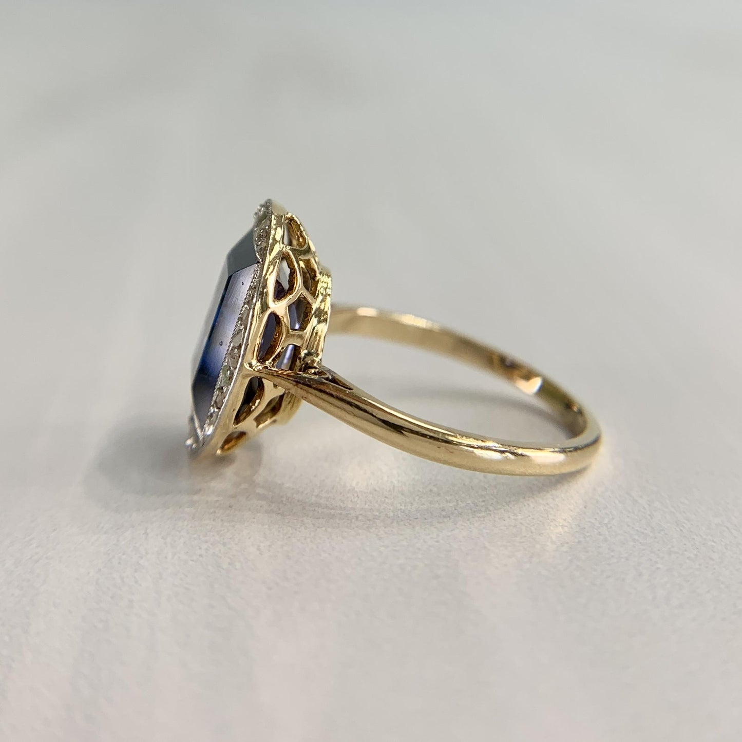Antique 1930's Lab Grown Sapphire and Rose Cut Diamond Ring 18k Gold