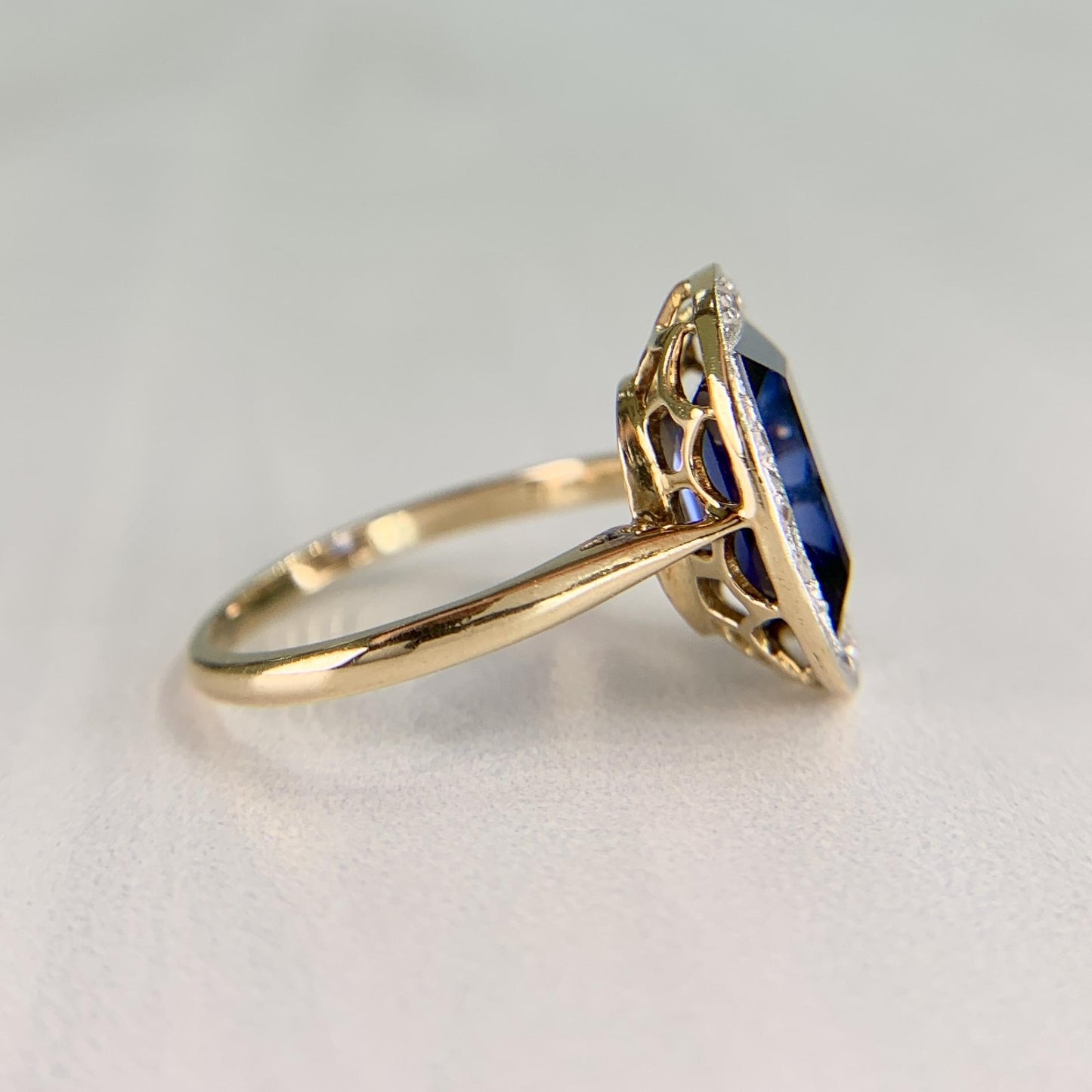 Antique 1930's Lab Grown Sapphire and Rose Cut Diamond Ring 18k Gold