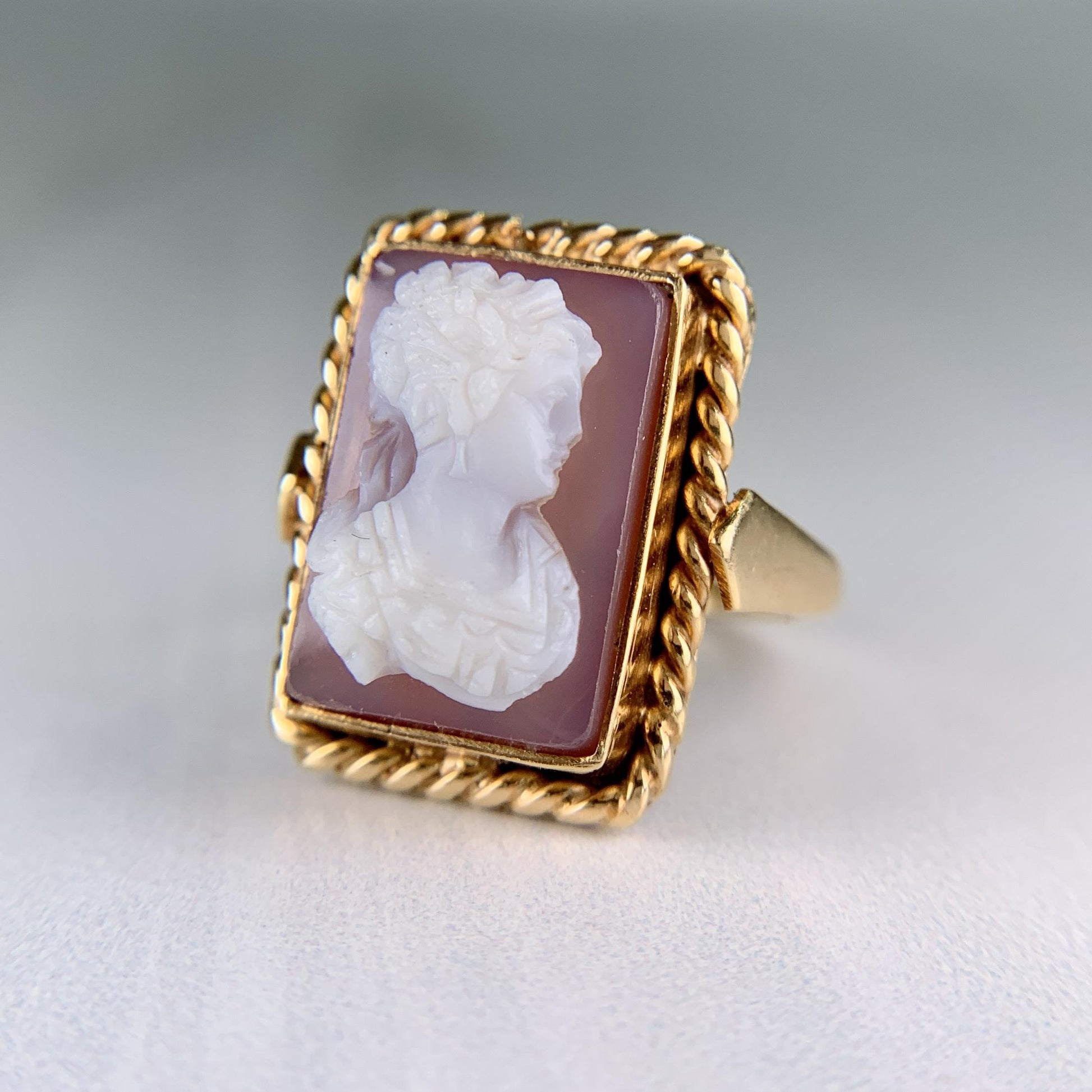 Antique 1900 Hardstone Cameo Ring 18k