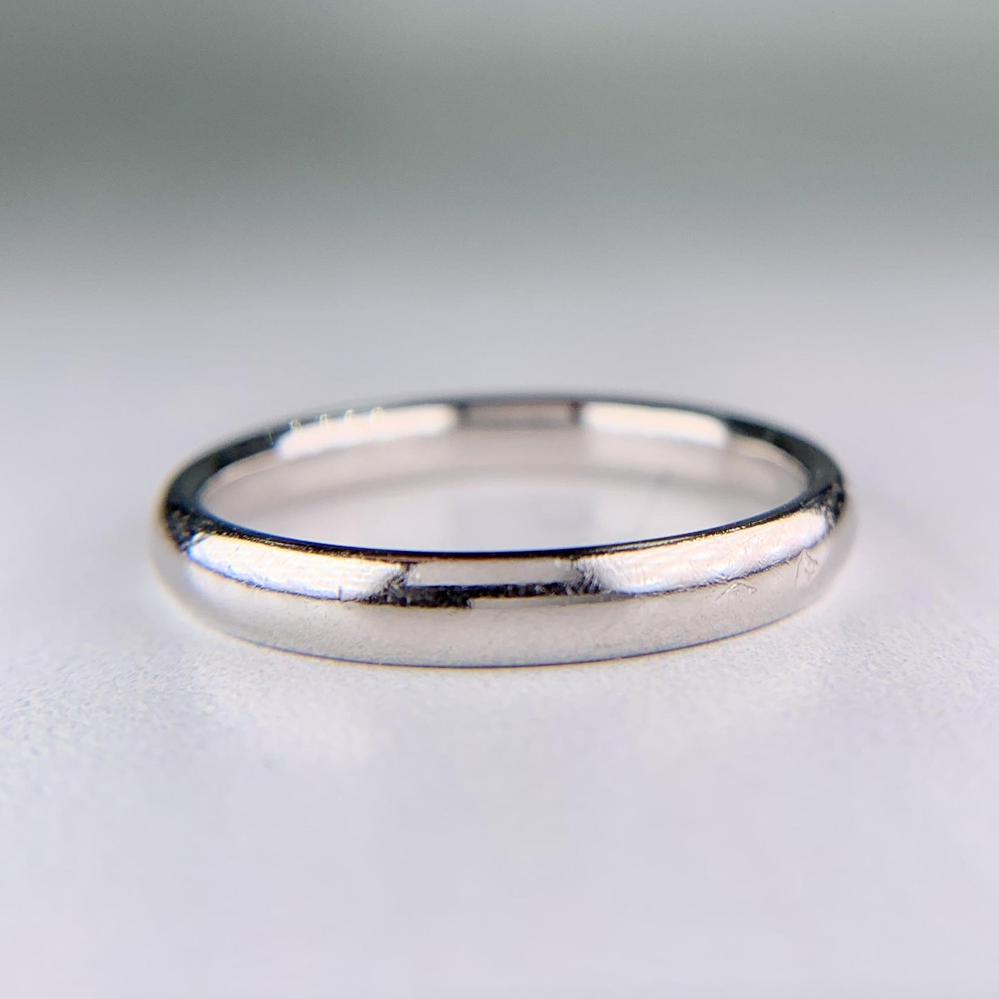 Van Cleef & Arpels 3mm Engraved Platinum Band Wedding Ring