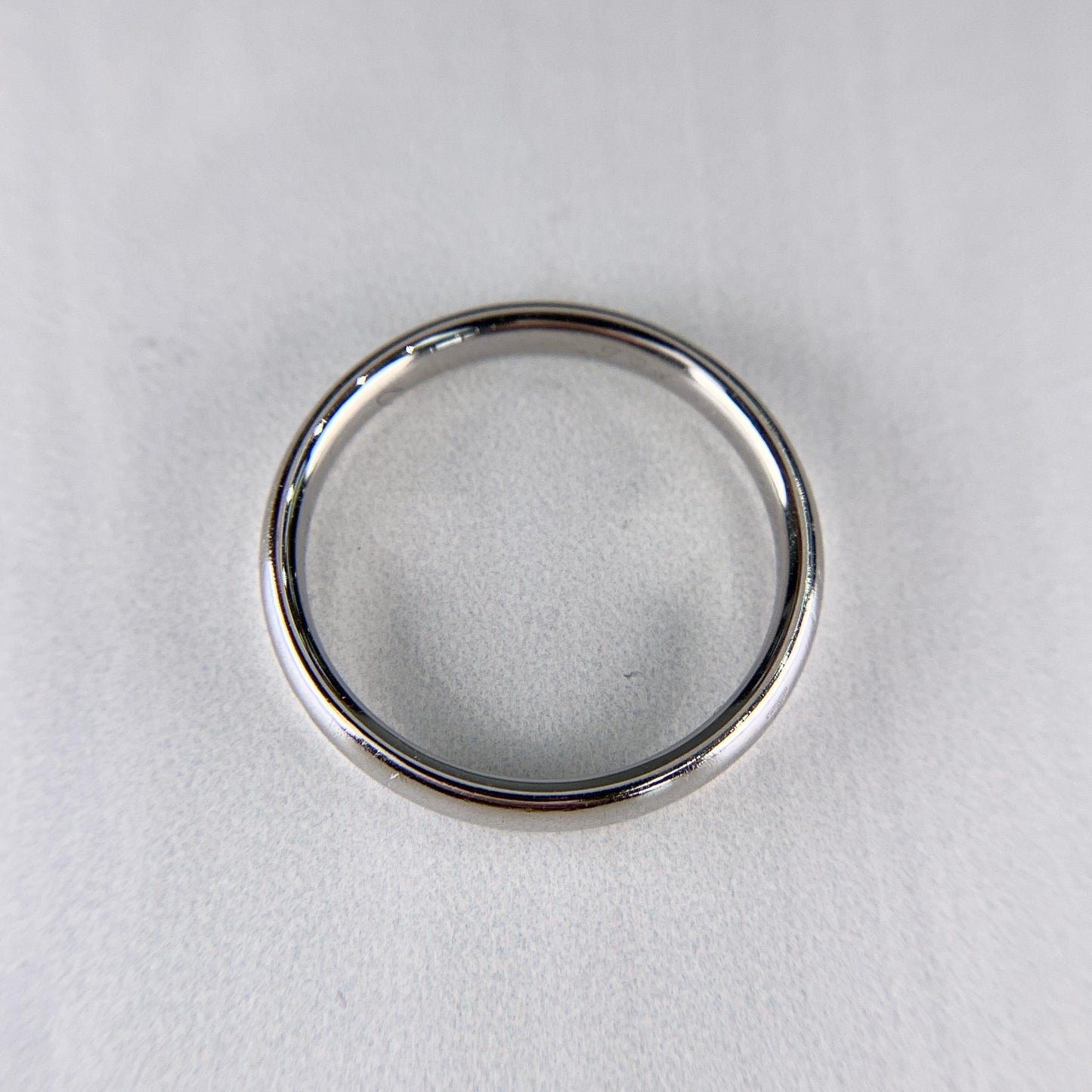 Van Cleef & Arpels 3mm Engraved Platinum Band Wedding Ring