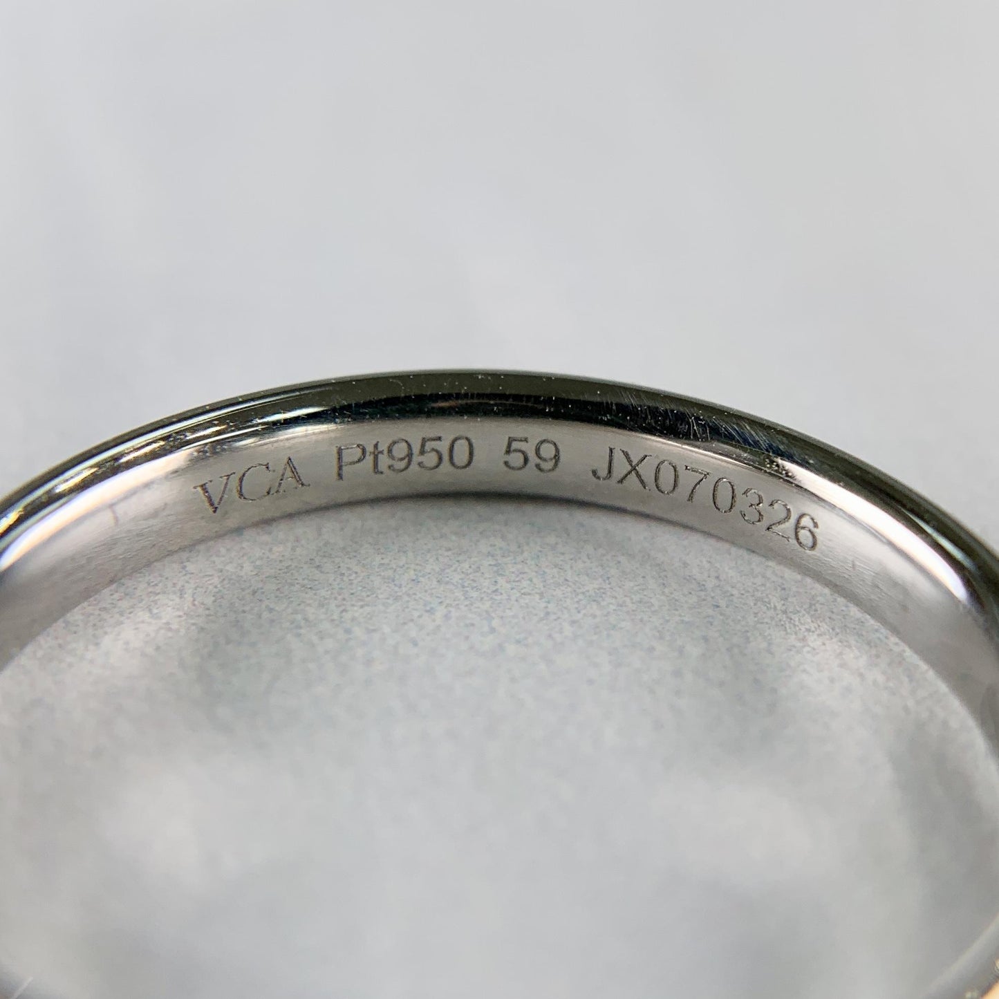 Van Cleef & Arpels 3mm Engraved Platinum Band Wedding Ring