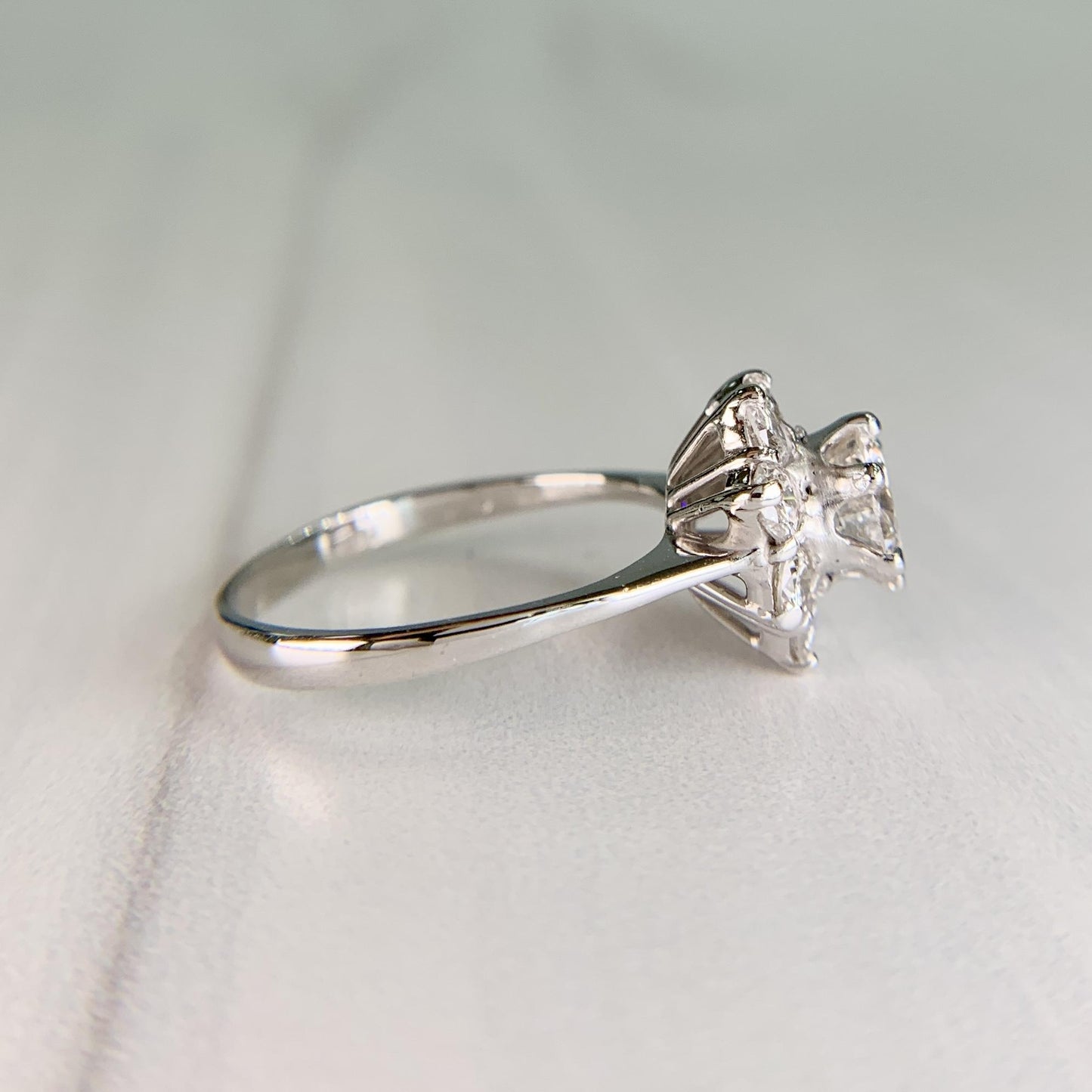 Vintage Diamond Halo Engagement Ring 18k White Gold