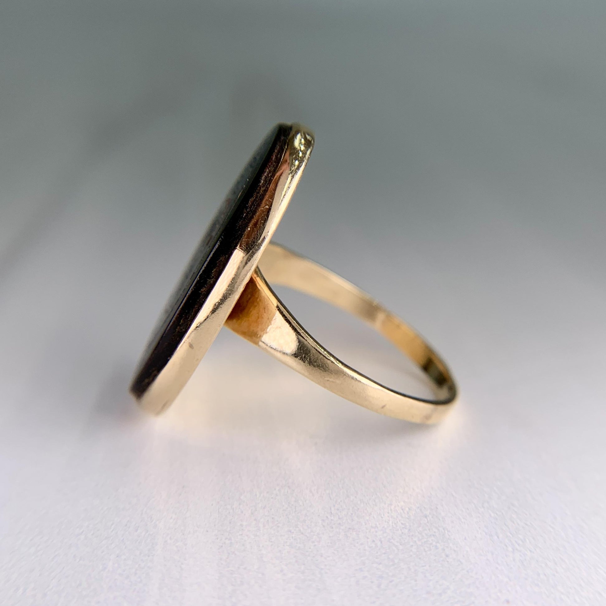 Hawaiian Black Coral Slice Ring 14k Yellow Gold