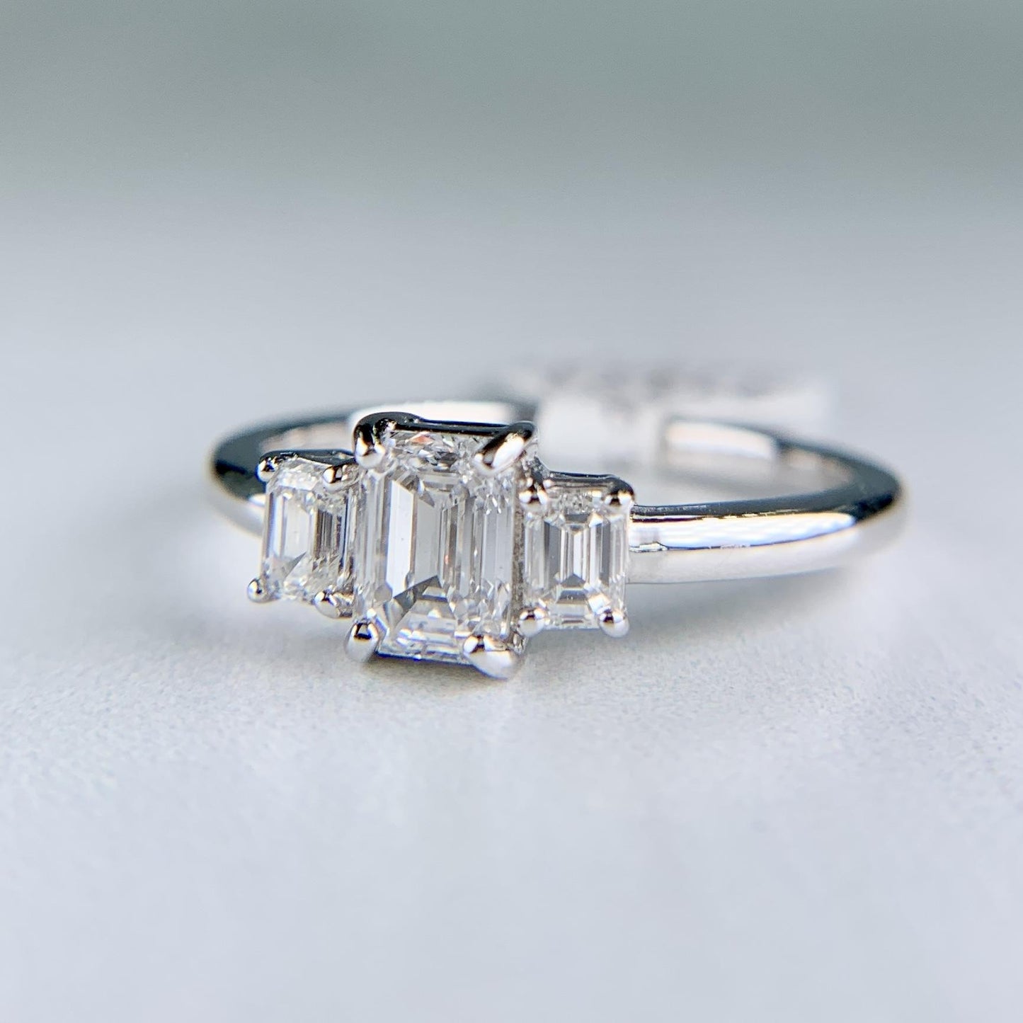 Emerald Cut Diamond 3 Stone Ring Platinum